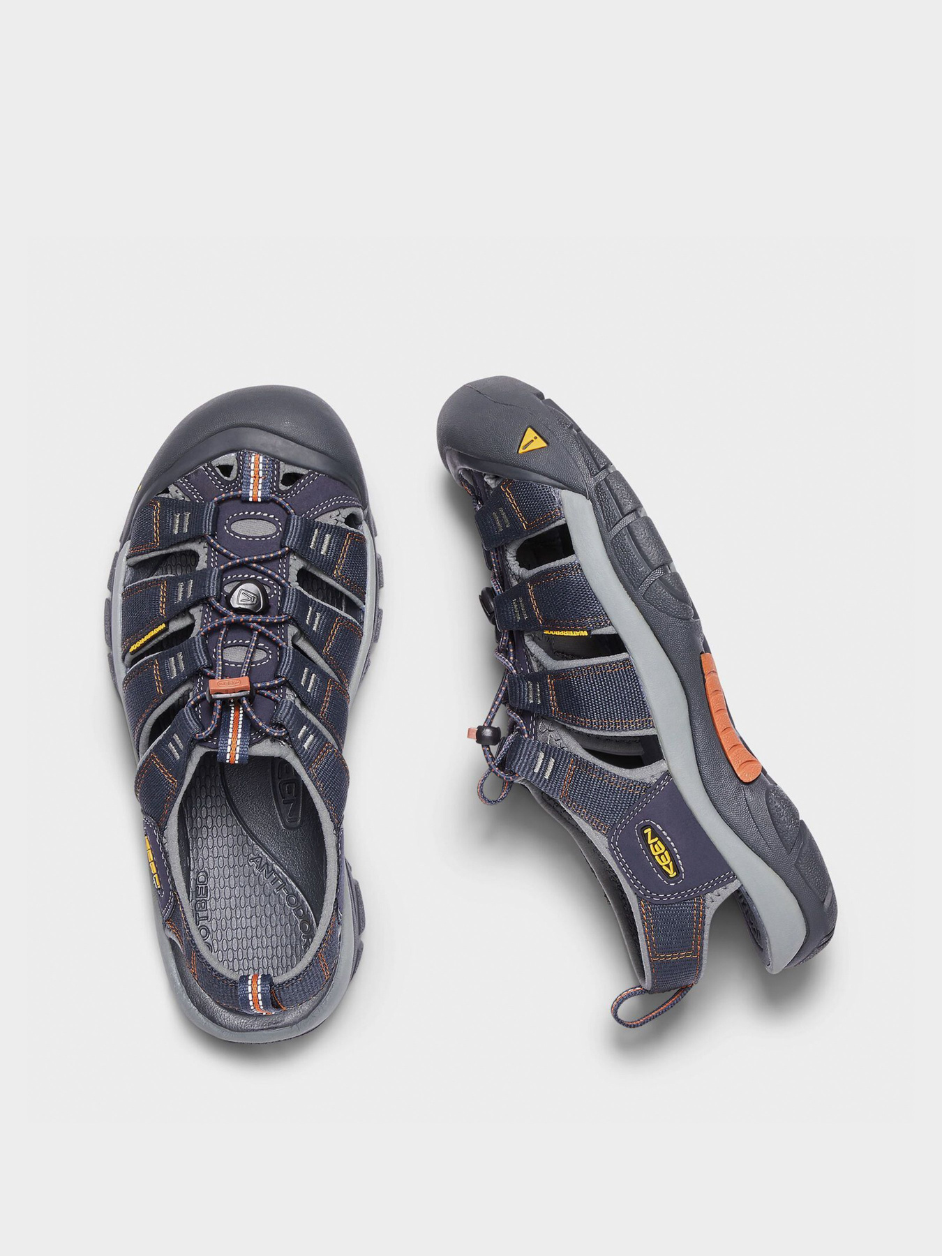Сандалии Keen Newport H2 модель 1001931 Сандалі Темно-сірий Фото