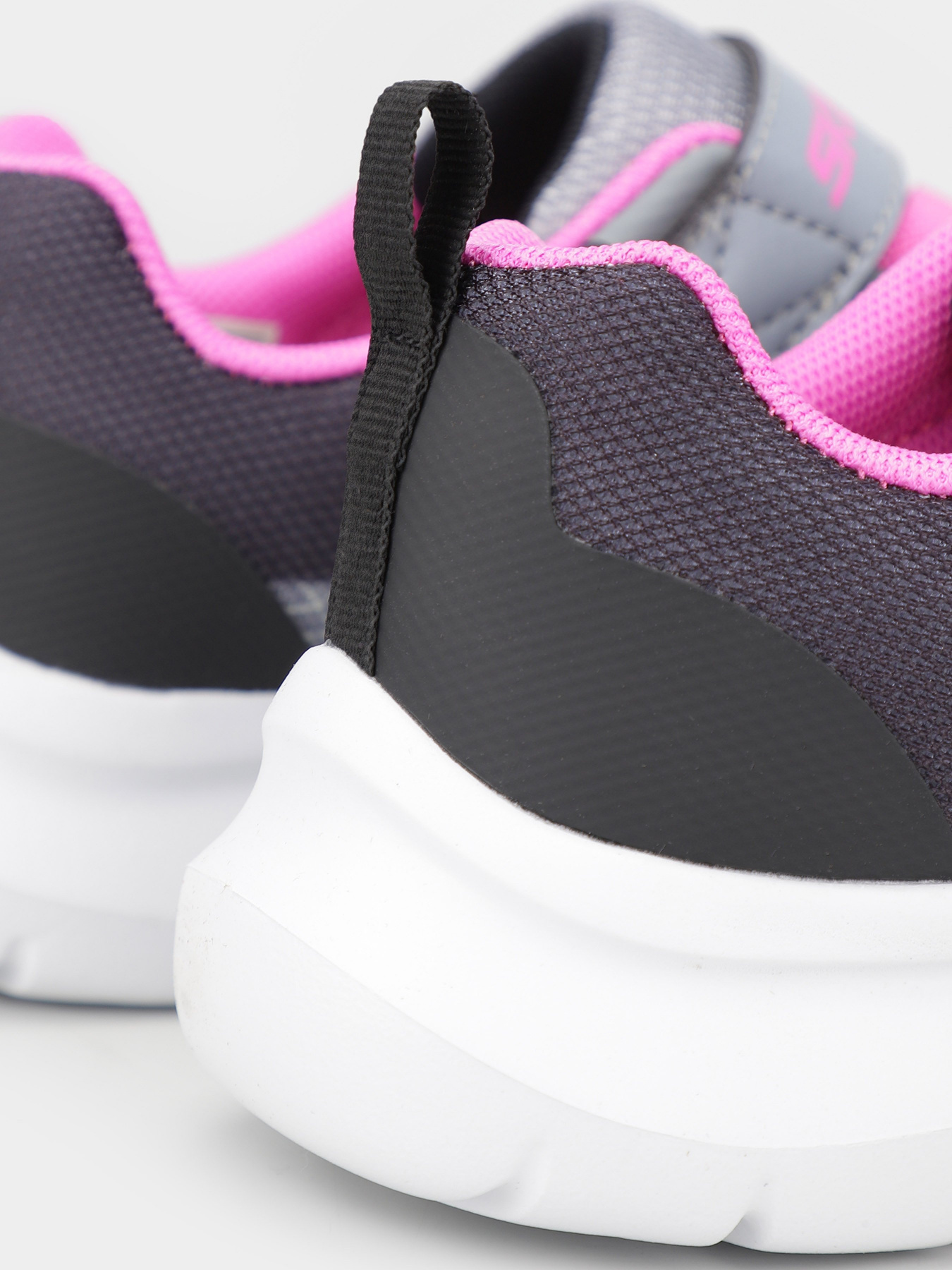 Кроссовки Skechers SKECH FAST Mesh Detail модель 303534L BKGY Кроссовки Skechers SKECH FAST Mesh Detail модель 303534L BKGY Фото