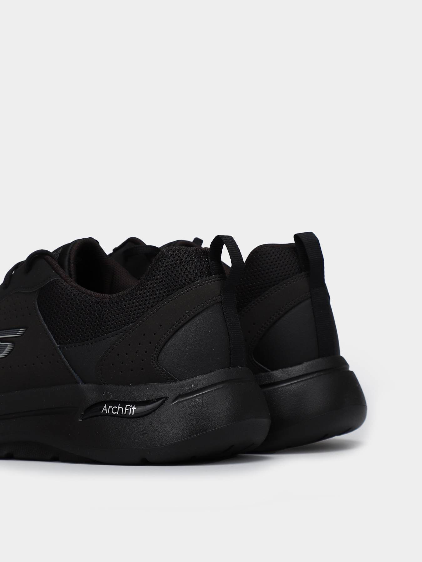 Кросівки Skechers GOwalk Arch Fit® - Recharge модель 216122 BBK Фото