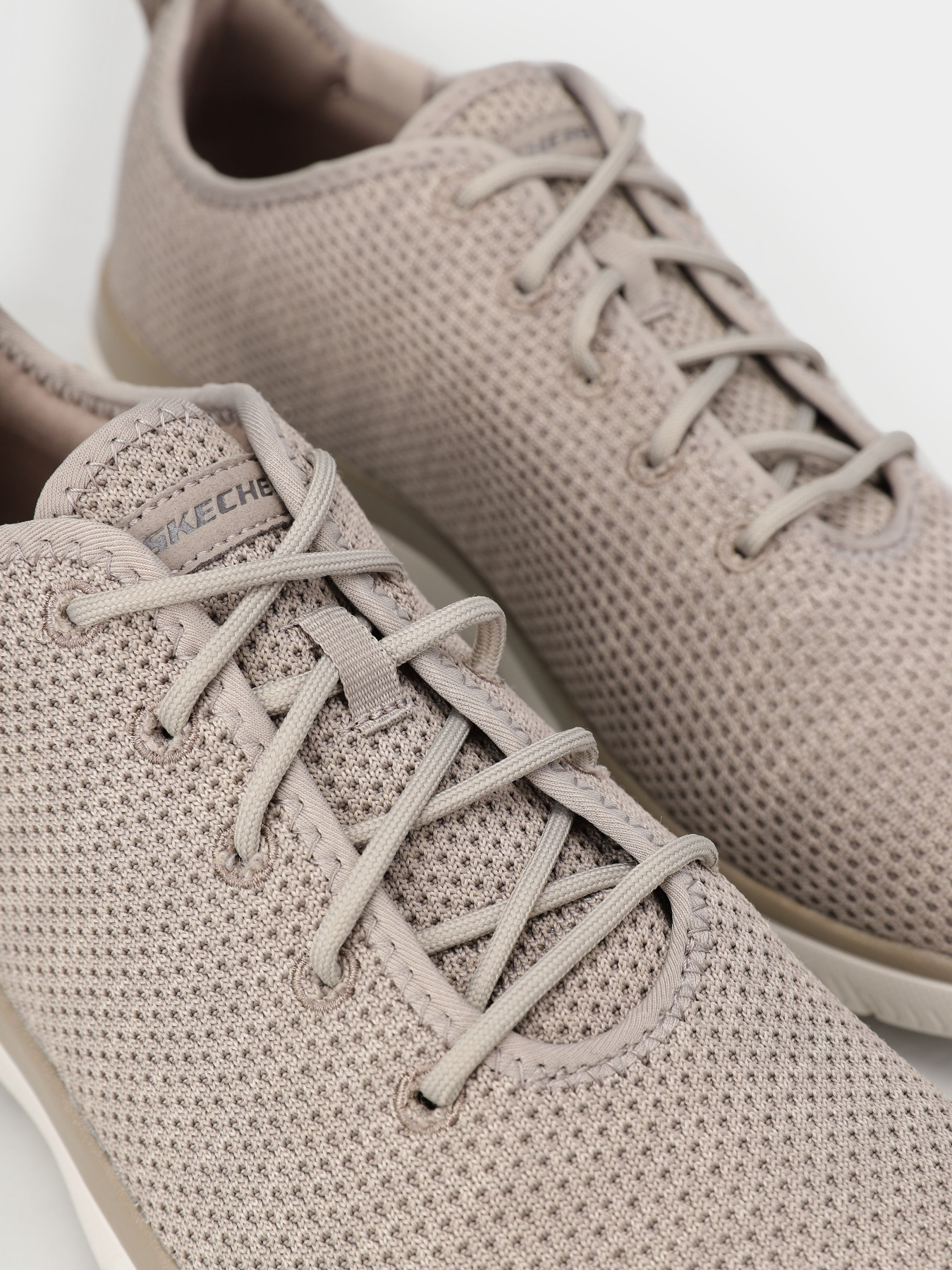 Кросівки Skechers SUMMITS модель 232394 TPE Фото