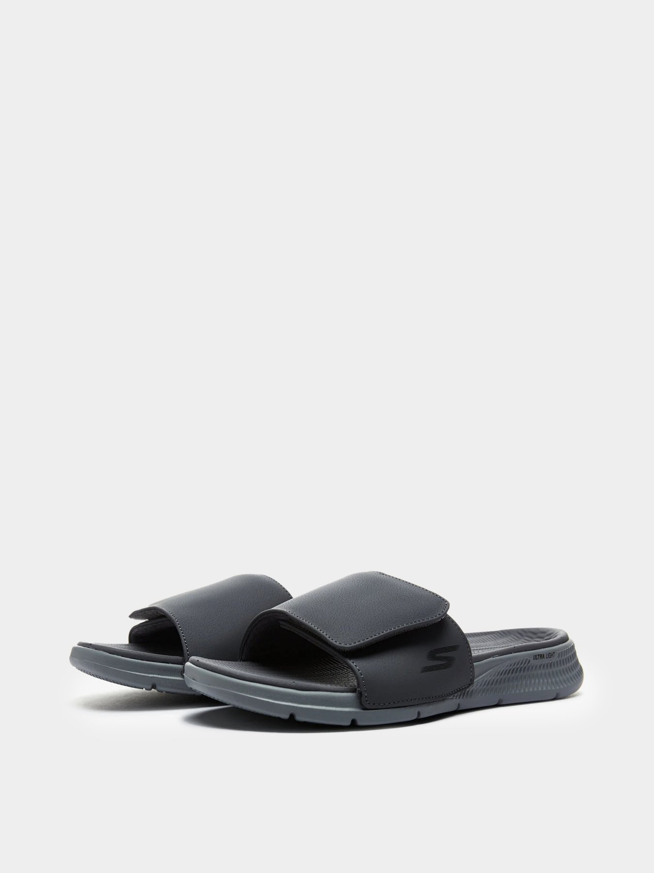 Шльопанці Skechers GO Consistent - Watershed модель 229033 CHAR Шльопанці Skechers GO Consistent - Watershed модель 229033 CHAR Фото