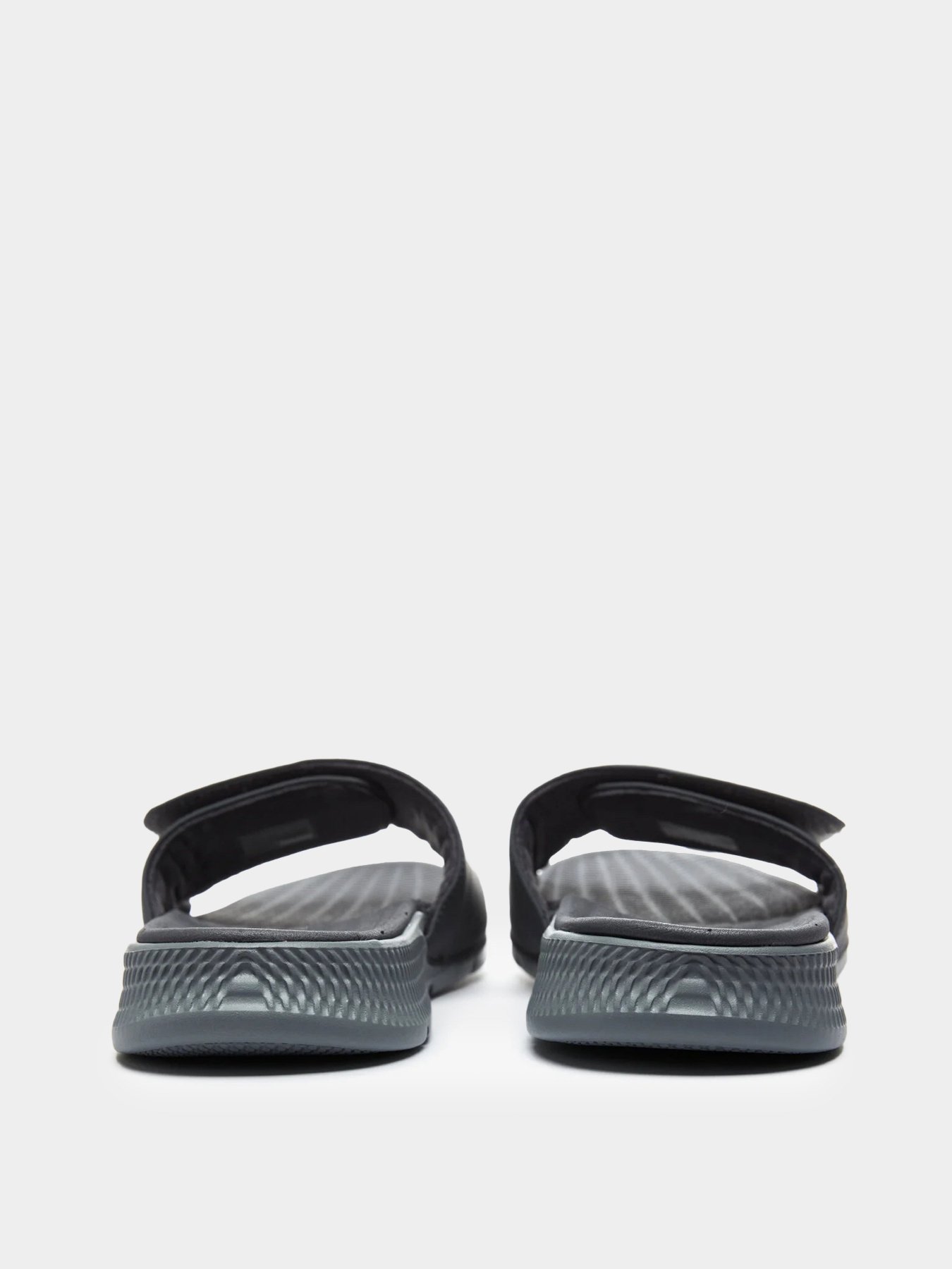 Шльопанці Skechers GO Consistent - Watershed модель 229033 CHAR Шльопанці Skechers GO Consistent - Watershed модель 229033 CHAR Фото