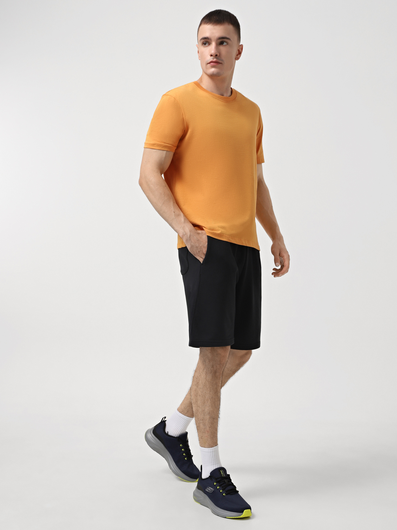 Кросівки Skechers Vapor Foam модель 232625 NVLM Фото