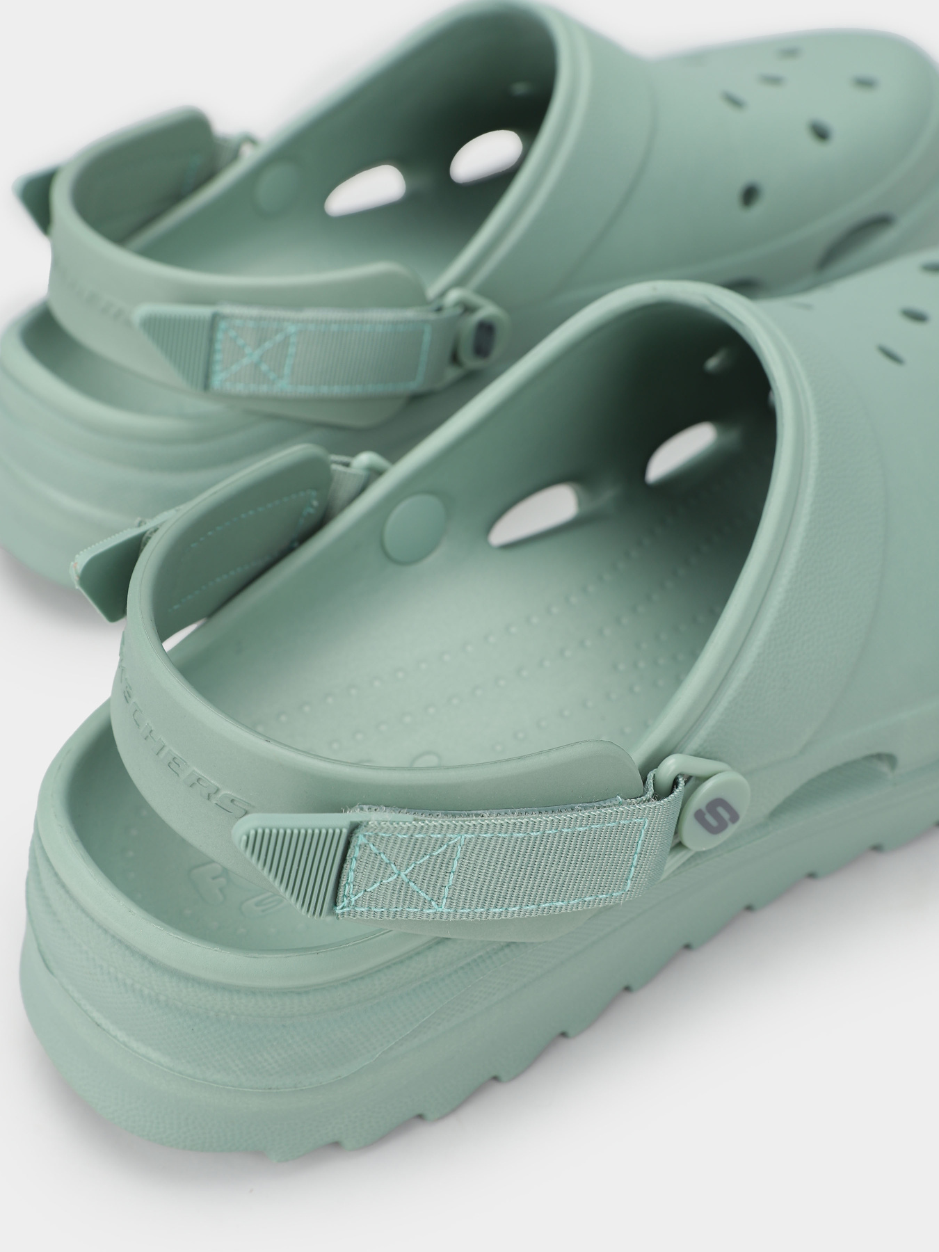 Шлёпанцы Skechers FOAMIES SURGE модель 243310 GRN Фото