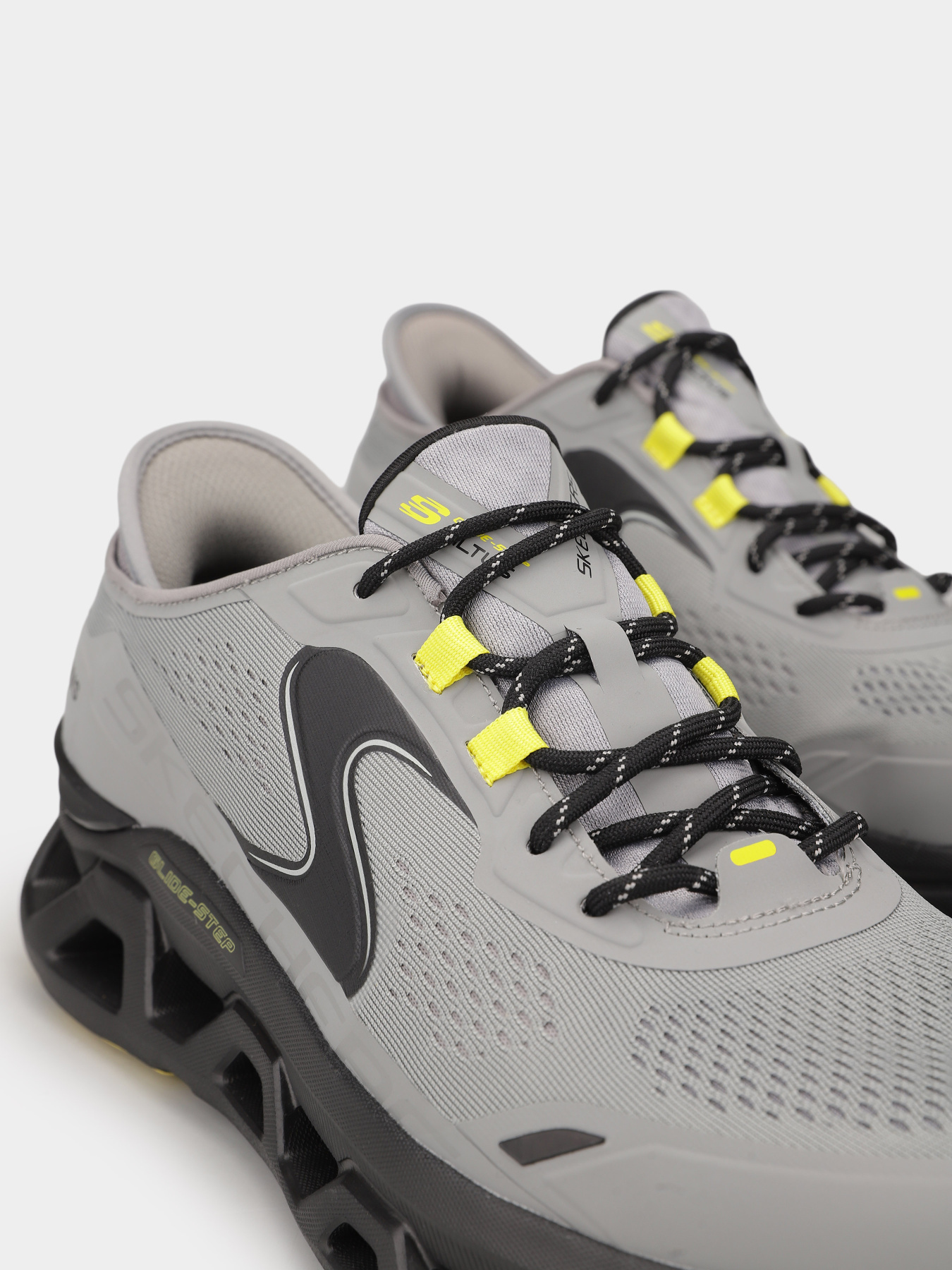 Кроссовки Skechers GLIDE-STEP ALTUS модель 232921 GYBK Фото