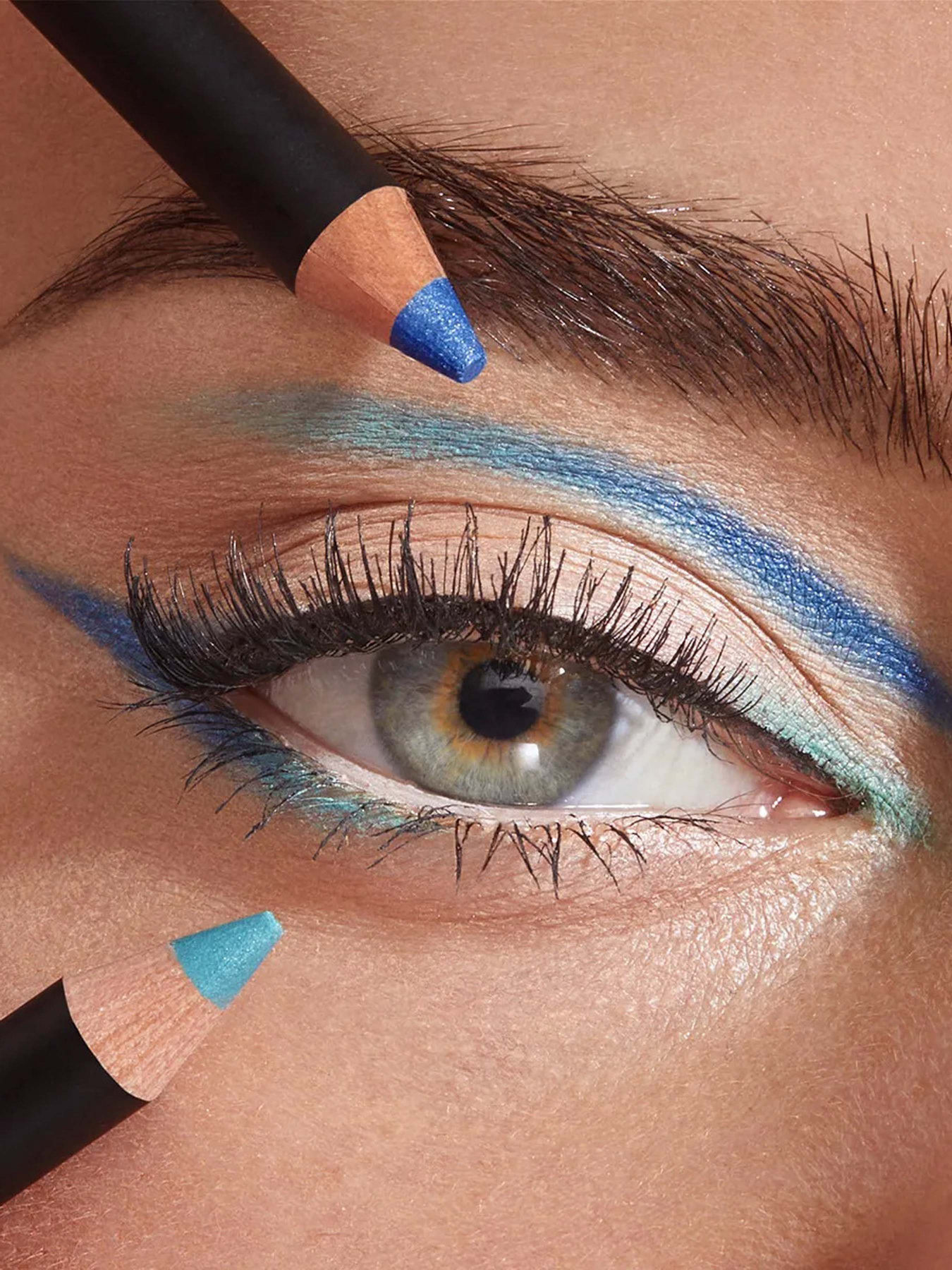 Карандаш для глаз Smart Colour Eye Pencil KIKO MILANO модель KM000000464011B Карандаш для глаз Smart Colour Eye Pencil KIKO MILANO модель KM000000464011B Фото