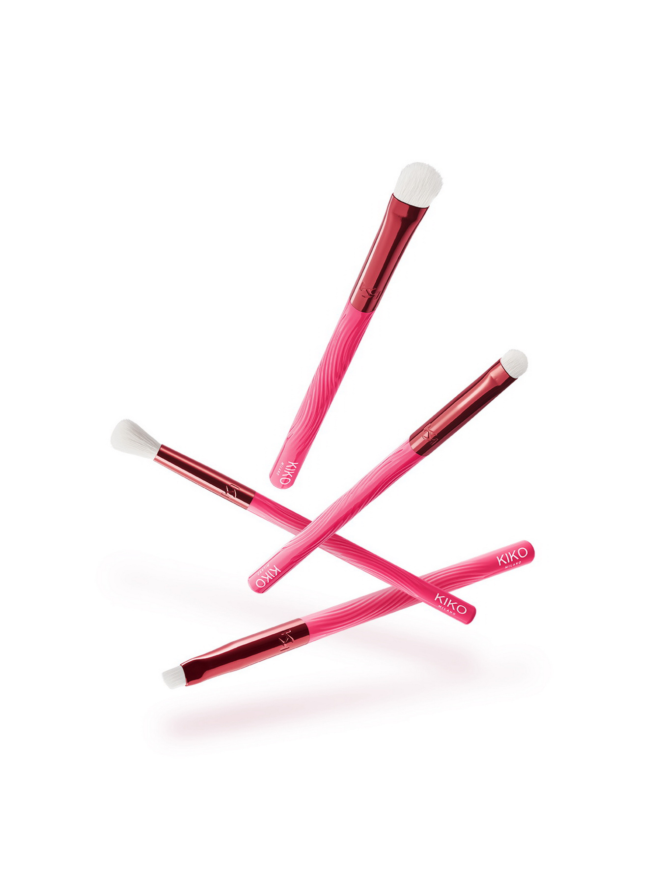 Набір пензликів для очей Playful Summer Eye Brush Set KIKO MILANO модель KA000000140001B Набір пензликів для очей Playful Summer Eye Brush Set KIKO MILANO модель KA000000140001B Фото