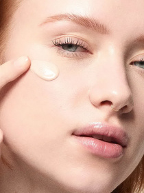 Тональная основа Love Fusion 24H Moisture Foundation KIKO MILANO модель KM000000878001B Фото