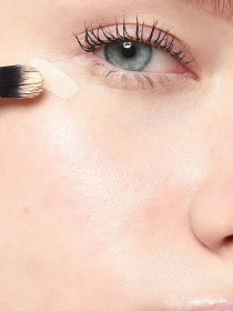 Консилер Love Fusion 24H Moisture Foundation KIKO MILANO модель KM000000879004B Фото