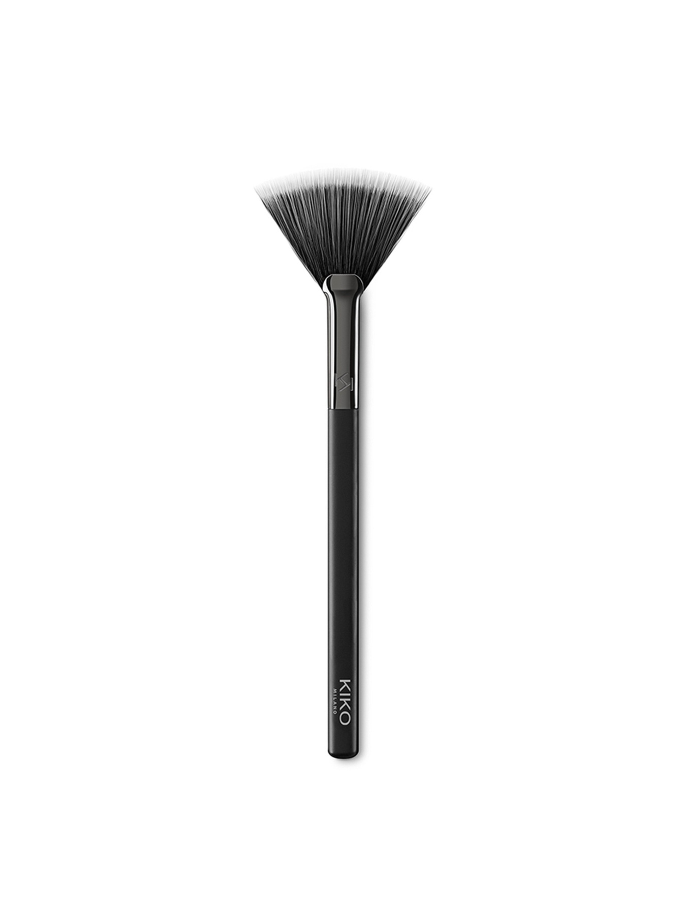 Пензлик для пудри Face 12 Powder Fan Brush KIKO MILANO модель KM0050102401244 Фото