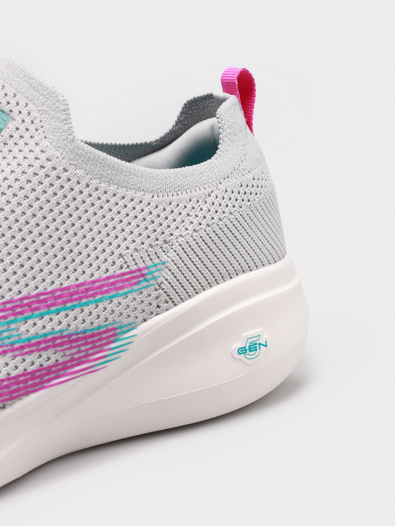 Кроссовки Skechers GOrun Fast - Brisk Day модель 128186 LGPR Кроссовки Skechers GOrun Fast - Brisk Day модель 128186 LGPR Фото