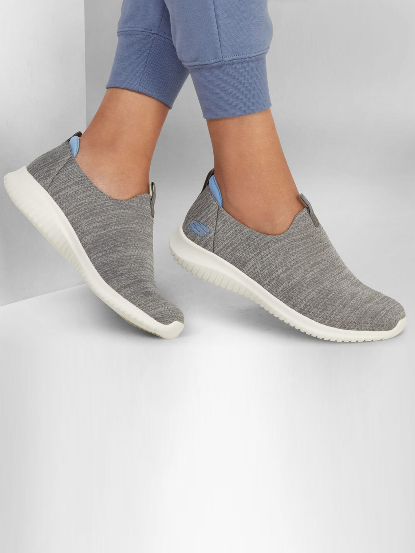 Слипоны и мокасины Skechers Ultra Flex - Gracious Touch модель 149170 GYBL Фото