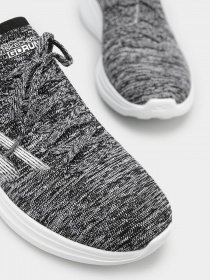 Кросівки Skechers GOrun Fast Performance модель 128883 BKW Фото