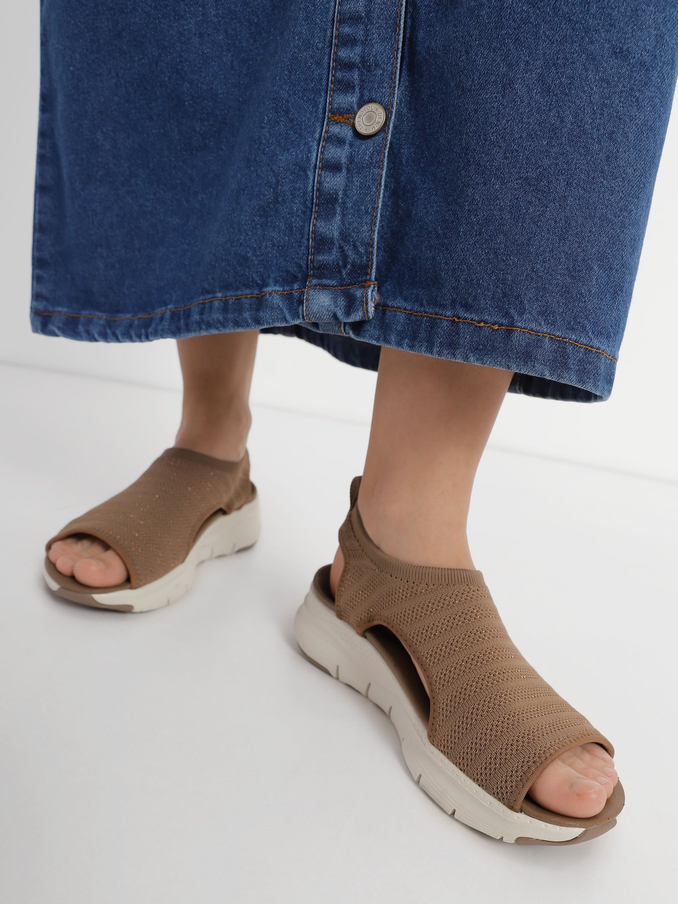 Сандалии Skechers Arch Fit – Darling Days модель 119346 MOC Сандалии Skechers Arch Fit – Darling Days модель 119346 MOC Фото