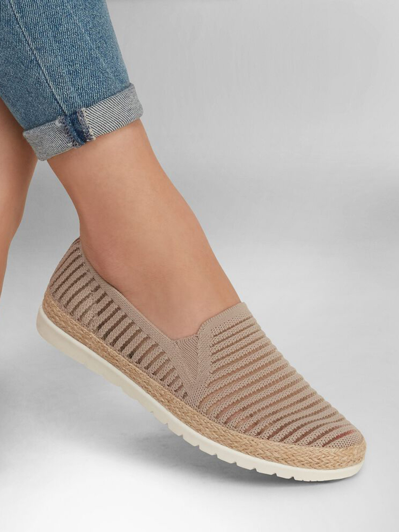 Слипоны и мокасины Skechers BOBS Flexpadrille 3.0 - Pastel Sky модель 113245 TPE Слипоны и мокасины Skechers BOBS Flexpadrille 3.0 - Pastel Sky модель 113245 TPE Фото