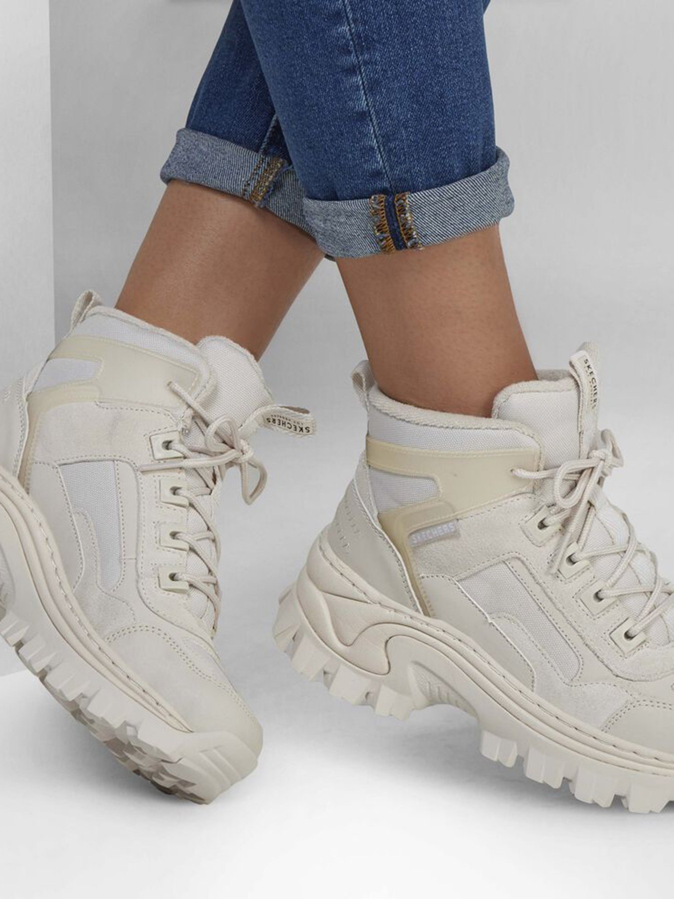 Ботинки и сапоги Skechers Hi-Ryze - I Want Tread модель 177242 OFWT Фото