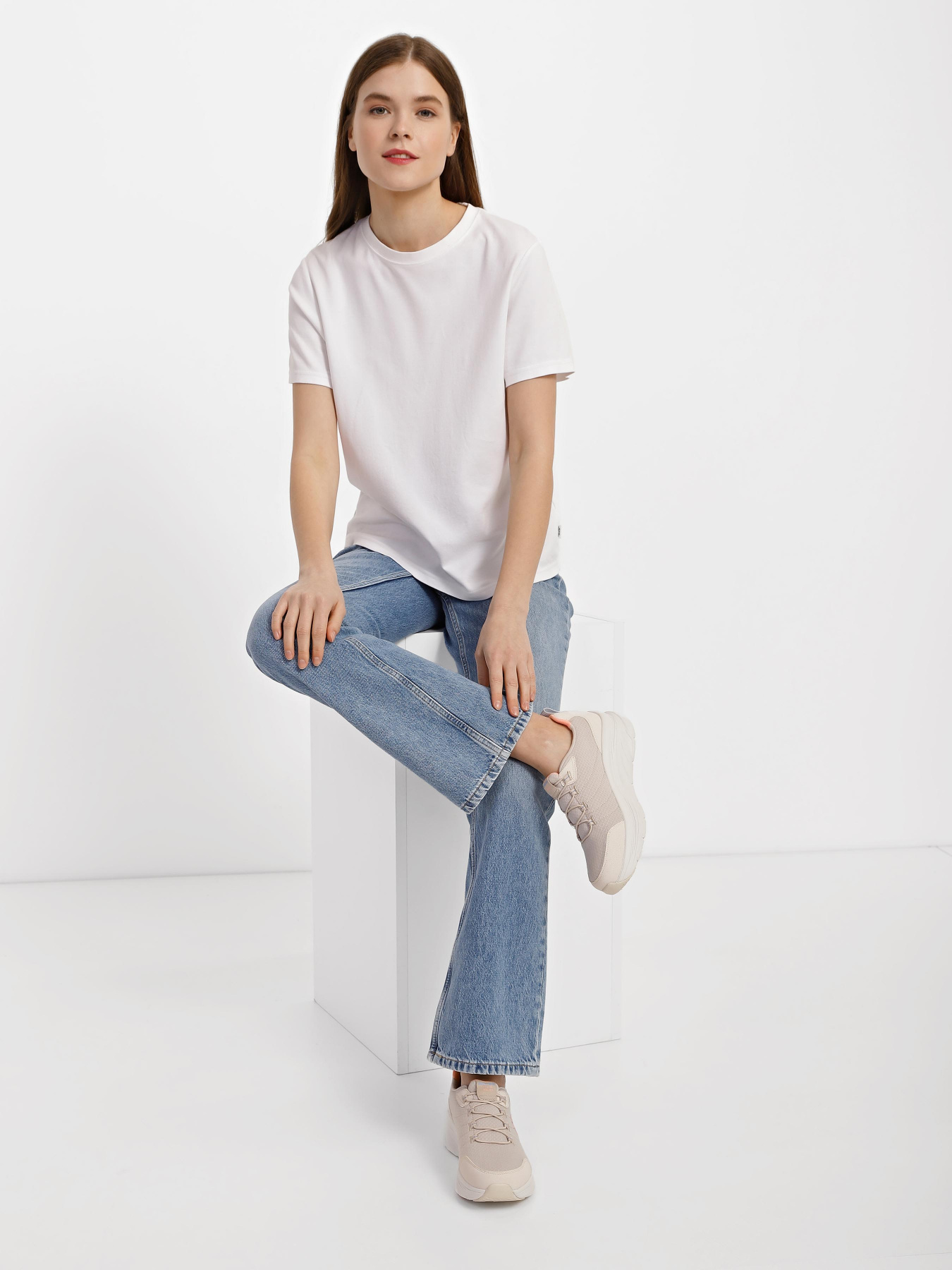 Кроссовки Skechers D'Lux Walker модель 149813 NTMT Кроссовки Skechers D'Lux Walker модель 149813 NTMT Фото