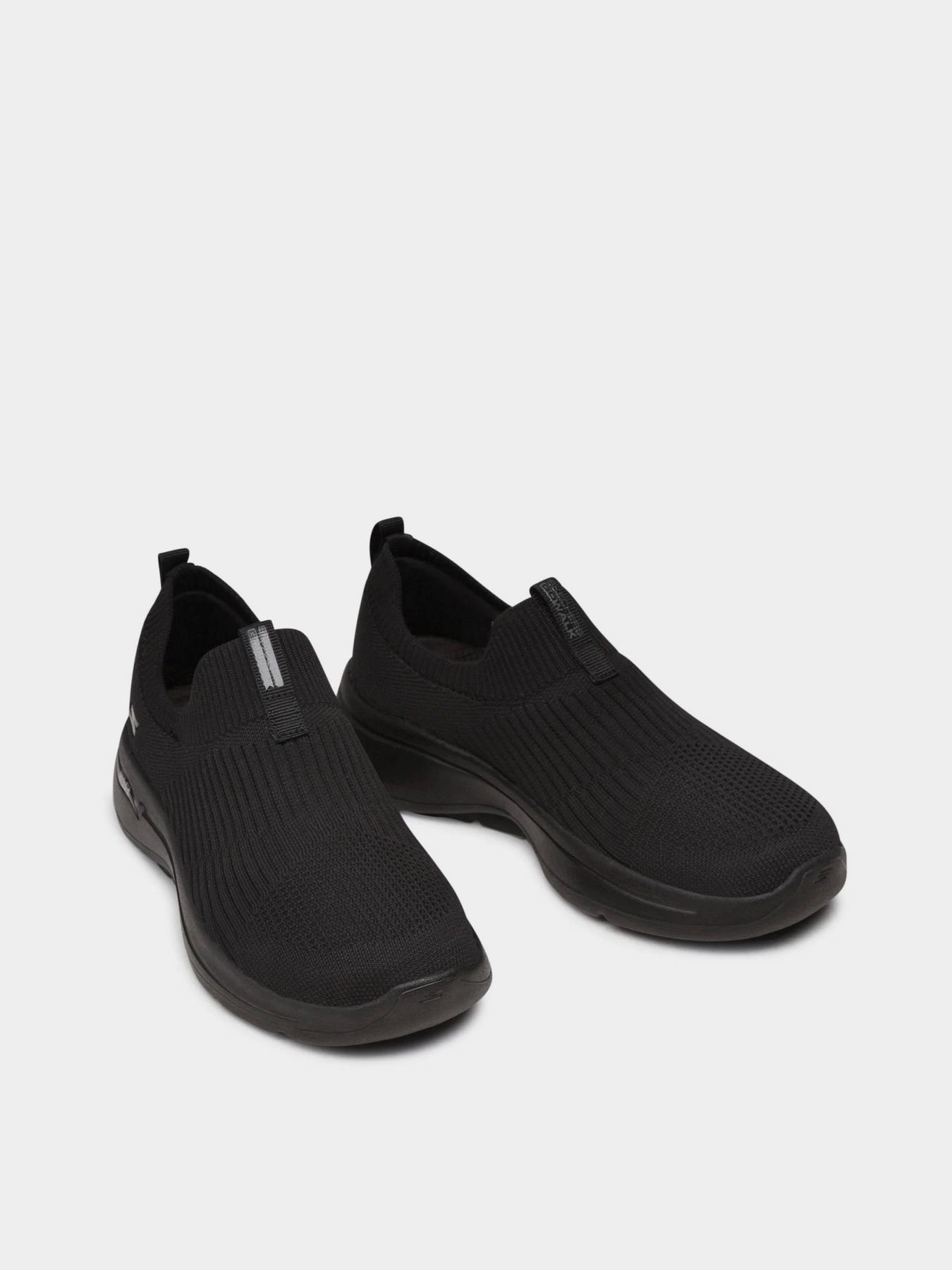 Слипоны и мокасины Skechers Skechers GOwalk Arch Fit - Iconic модель 124409 BBK Слипоны и мокасины Skechers Skechers GOwalk Arch Fit - Iconic модель 124409 BBK Фото