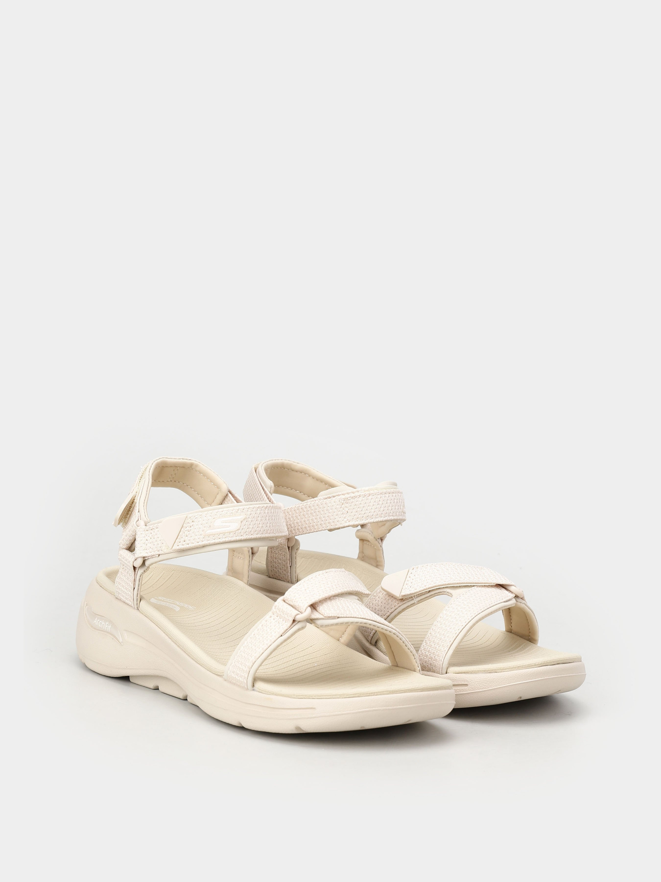Сандалии Skechers GO WALK ARCH FIT SANDAL модель 140251 NAT Сандалии Skechers GO WALK ARCH FIT SANDAL модель 140251 NAT Фото
