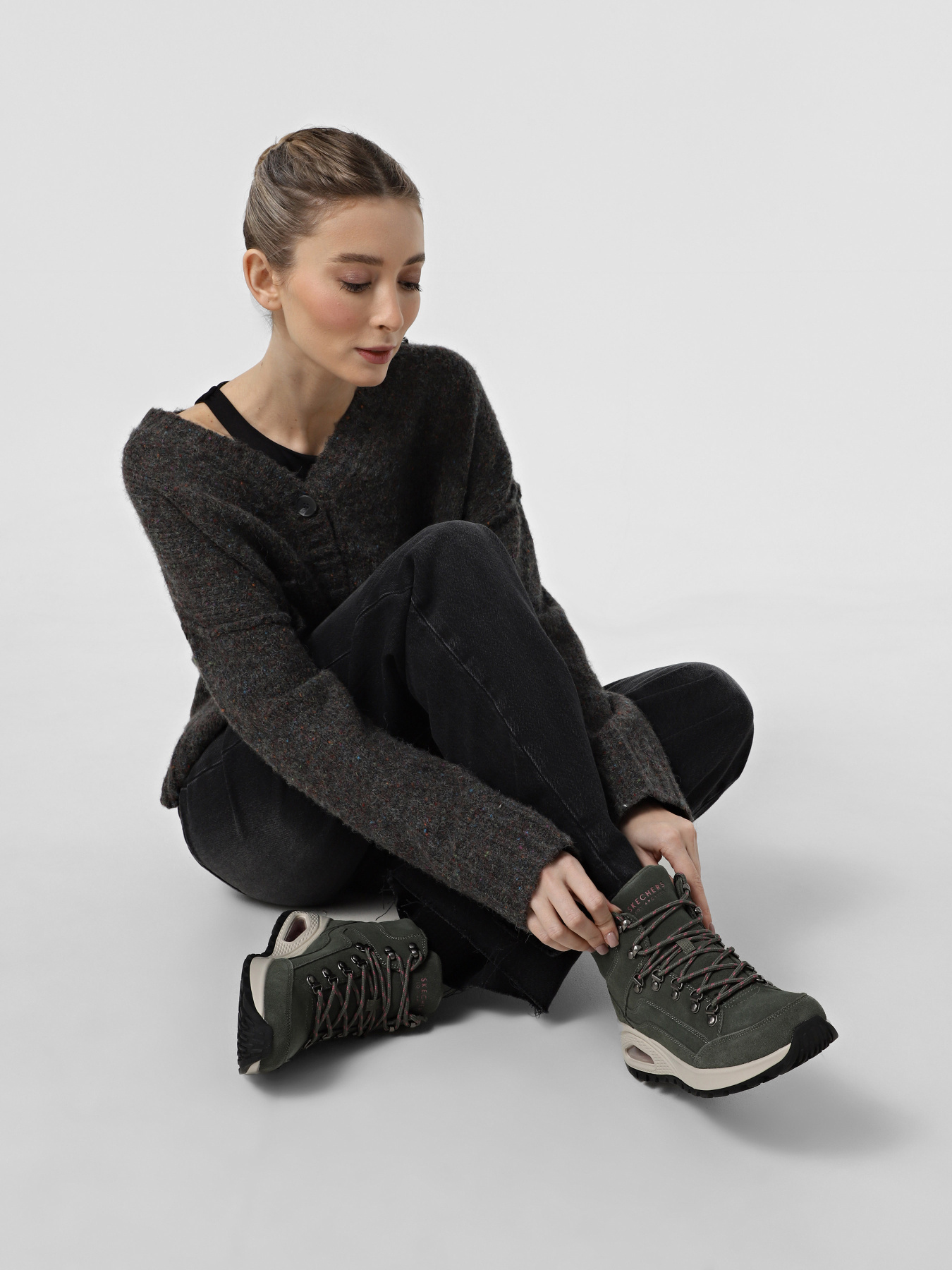 Черевики та чоботи Skechers Uno Rugged модель 155220 OLV Черевики та чоботи Skechers Uno Rugged модель 155220 OLV Фото