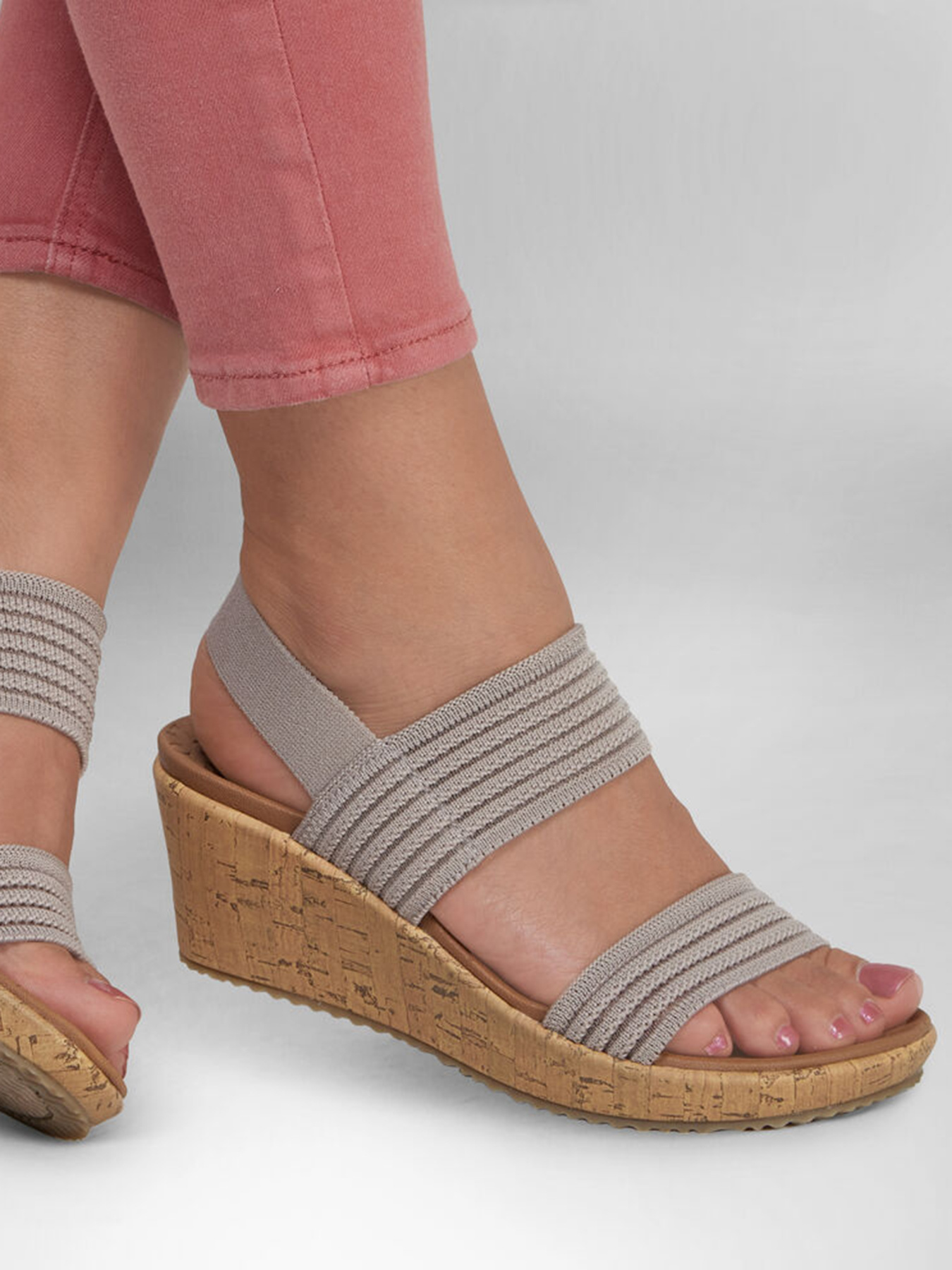 Босоніжки Skechers Beverlee - Sheer Luck модель 119571 TPE Босоніжки Skechers Beverlee - Sheer Luck модель 119571 TPE Фото