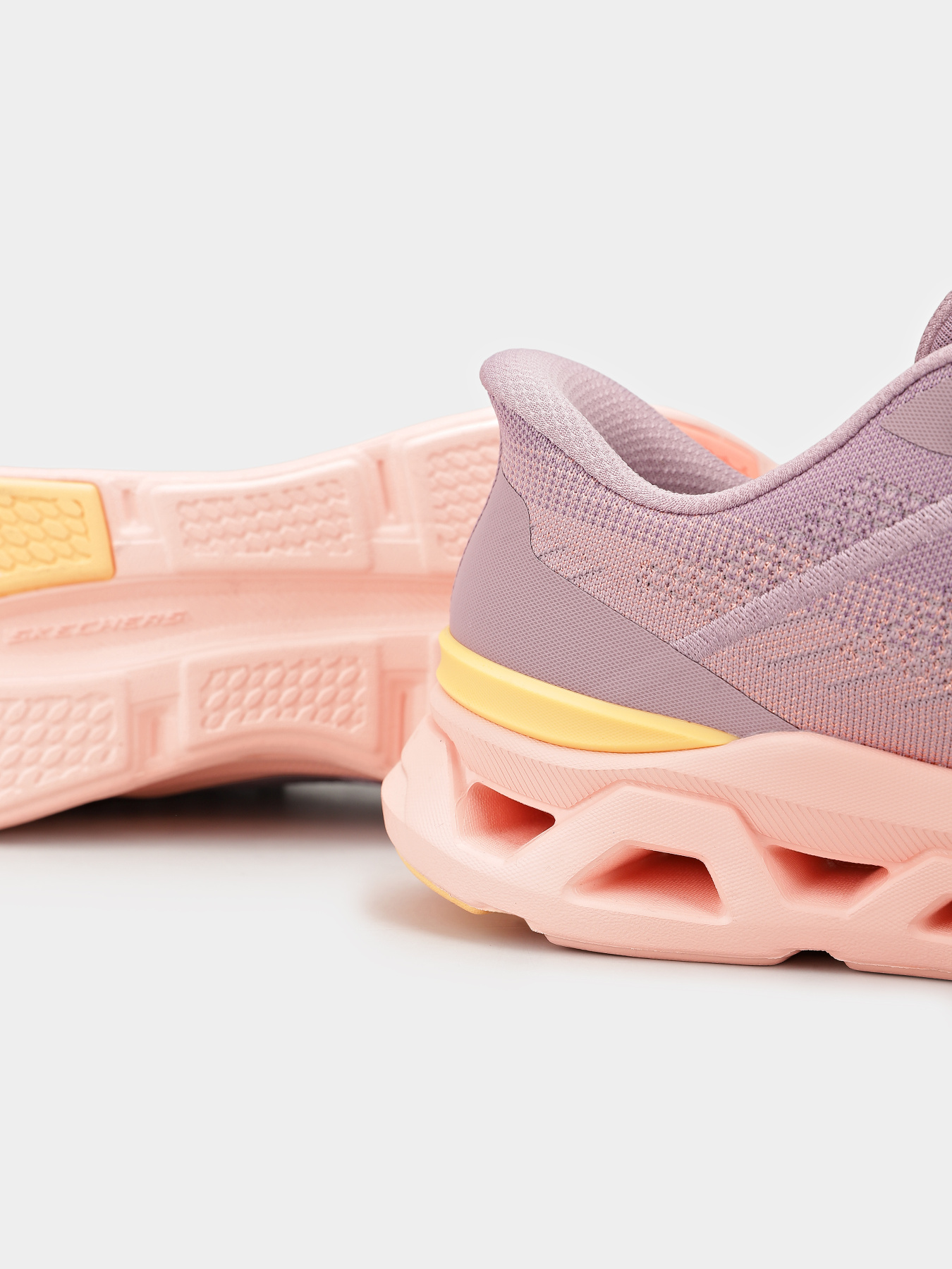 Кроссовки Skechers GLIDE-STEP ALTUS модель 150513 LVMT Кроссовки Skechers GLIDE-STEP ALTUS модель 150513 LVMT Фото