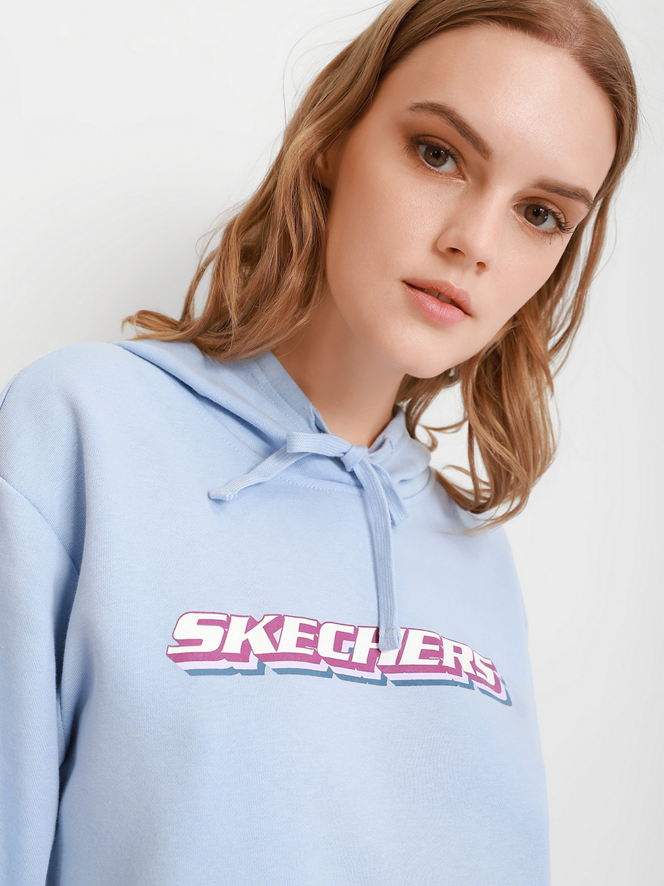 Худі та світшоти Skechers BLOCK HERITAGE PULLOVER HOODIE модель WHD60 BLPW Худі та світшоти Skechers BLOCK HERITAGE PULLOVER HOODIE модель WHD60 BLPW Фото