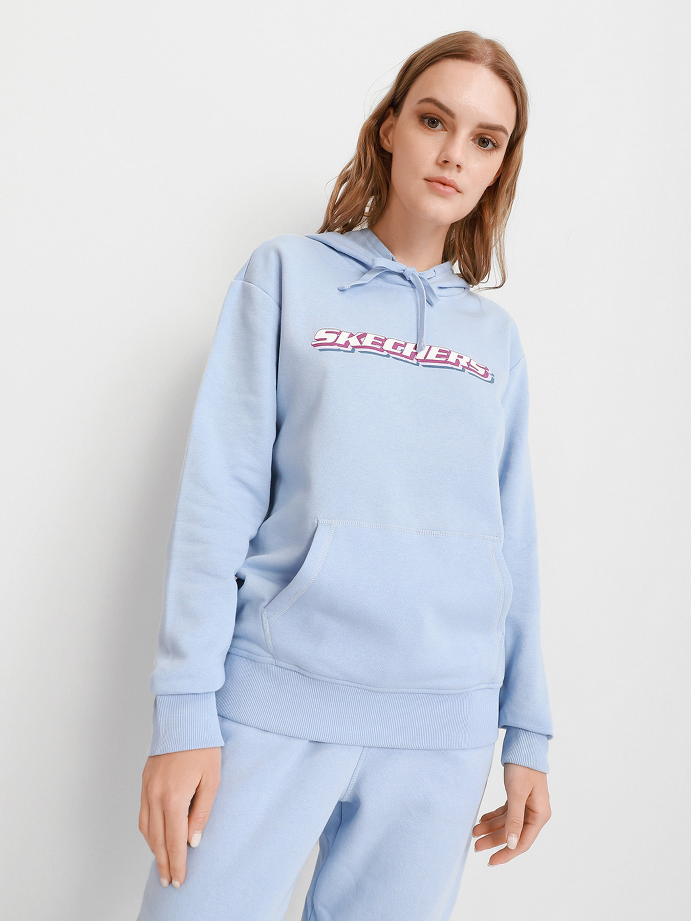 Худі та світшоти Skechers BLOCK HERITAGE PULLOVER HOODIE модель WHD60 BLPW Худі та світшоти Skechers BLOCK HERITAGE PULLOVER HOODIE модель WHD60 BLPW Фото