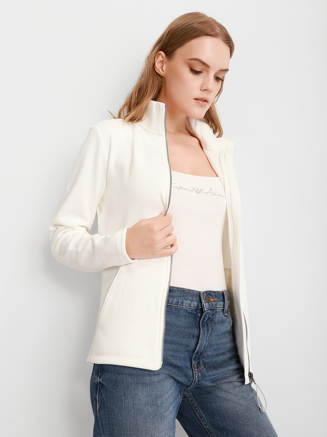 Худі та світшоти Skechers GOSNUGGLE JACKET модель W3JA235 OFWT Худі та світшоти Skechers GOSNUGGLE JACKET модель W3JA235 OFWT Фото