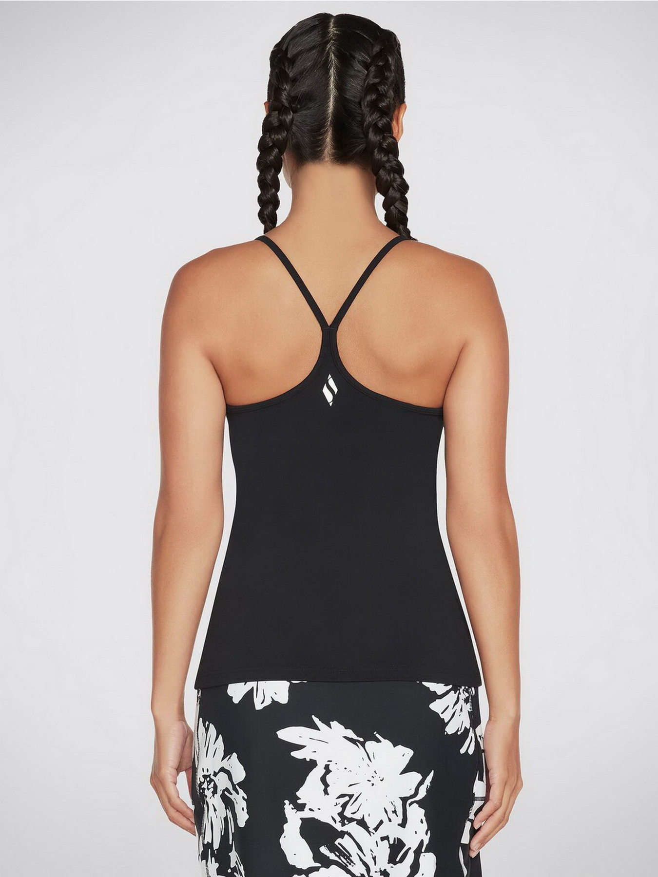 Одяг для дому та сну Skechers Go Walk Raceback Shelf Bra Cami модель W1TT134 BLK Одяг для дому та сну Skechers Go Walk Raceback Shelf Bra Cami модель W1TT134 BLK Фото
