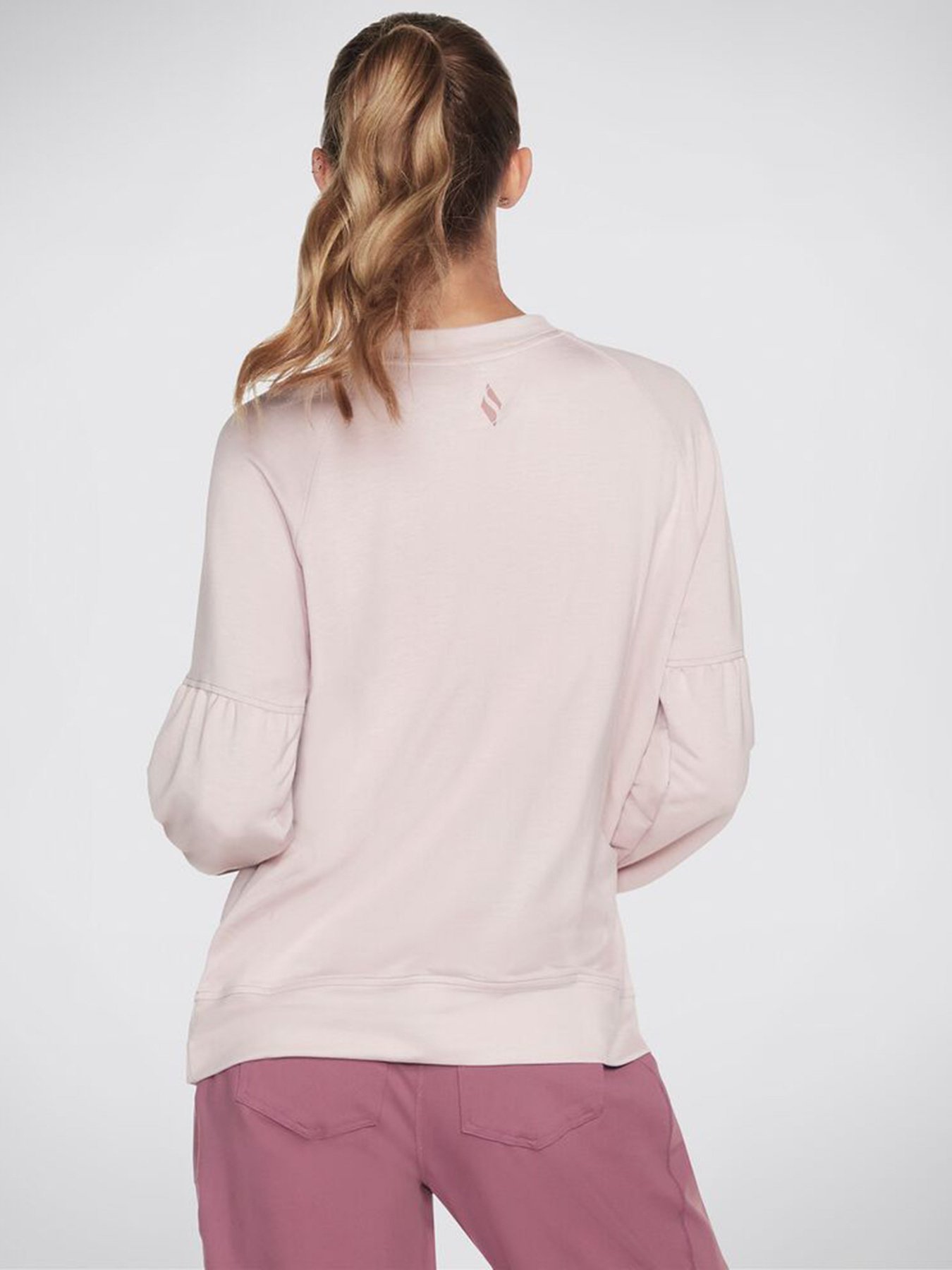 Худі та світшоти Skechers SKECHLUXE Restful Crew модель WLT181 LPK Худі та світшоти Skechers SKECHLUXE Restful Crew модель WLT181 LPK Фото