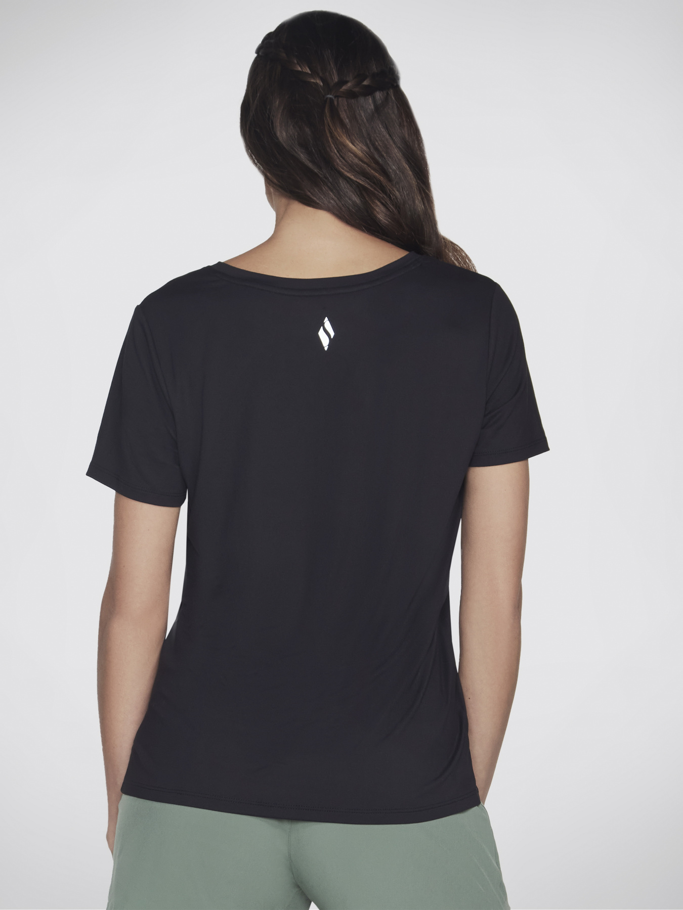 Футболки і поло Skechers Godri Serene Vneck Top модель TP58 BLK Футболки і поло Skechers Godri Serene Vneck Top модель TP58 BLK Фото