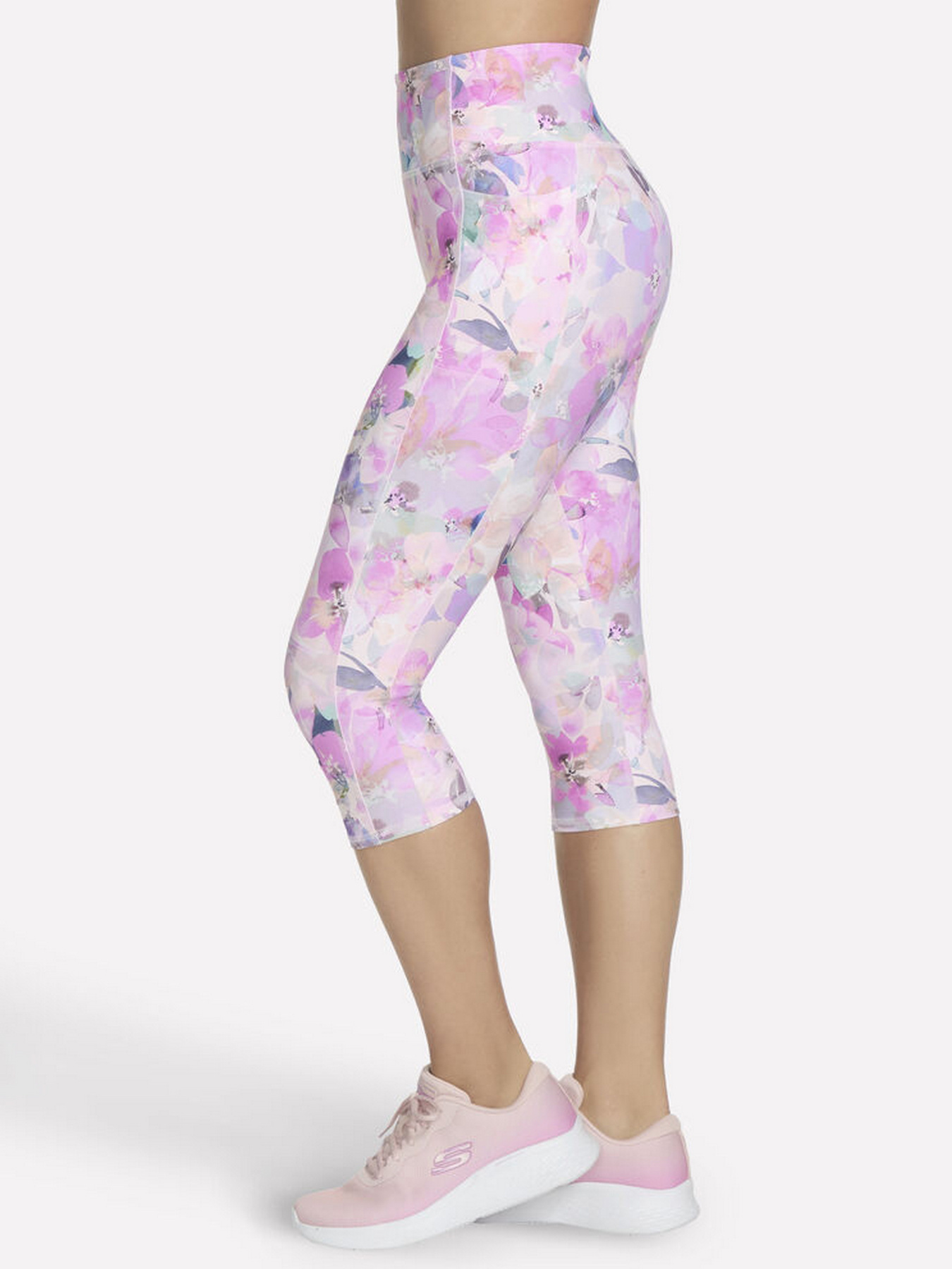 Брюки Skechers GOWALK SEASCAPE FLORAL CAPRI модель CP4 CRMT Брюки Skechers GOWALK SEASCAPE FLORAL CAPRI модель CP4 CRMT Фото