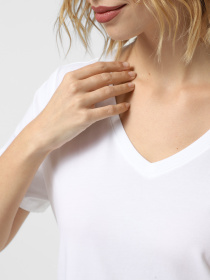 Футболки и поло Skechers PIMA V-NECK TEE модель TP130 WHT Фото