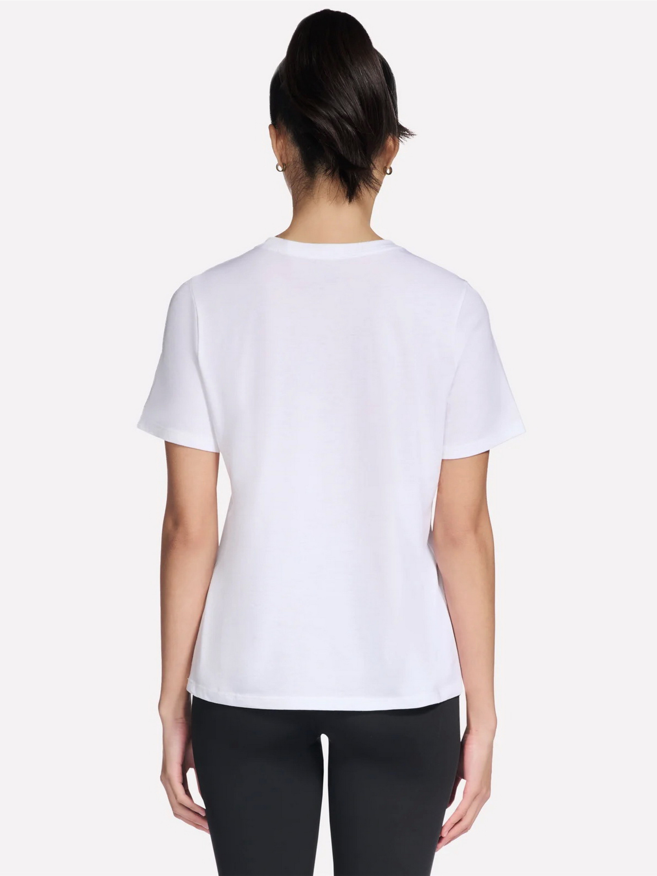 Футболки и поло Skechers VELOCITY TEE модель TS220 WTQP Футболки и поло Skechers VELOCITY TEE модель TS220 WTQP Фото