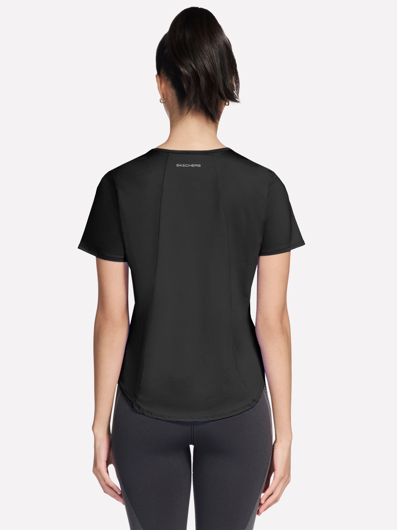 Футболки и поло Skechers STRIDE PERFORMANCE TEE модель TP162 BLK Футболки и поло Skechers STRIDE PERFORMANCE TEE модель TP162 BLK Фото