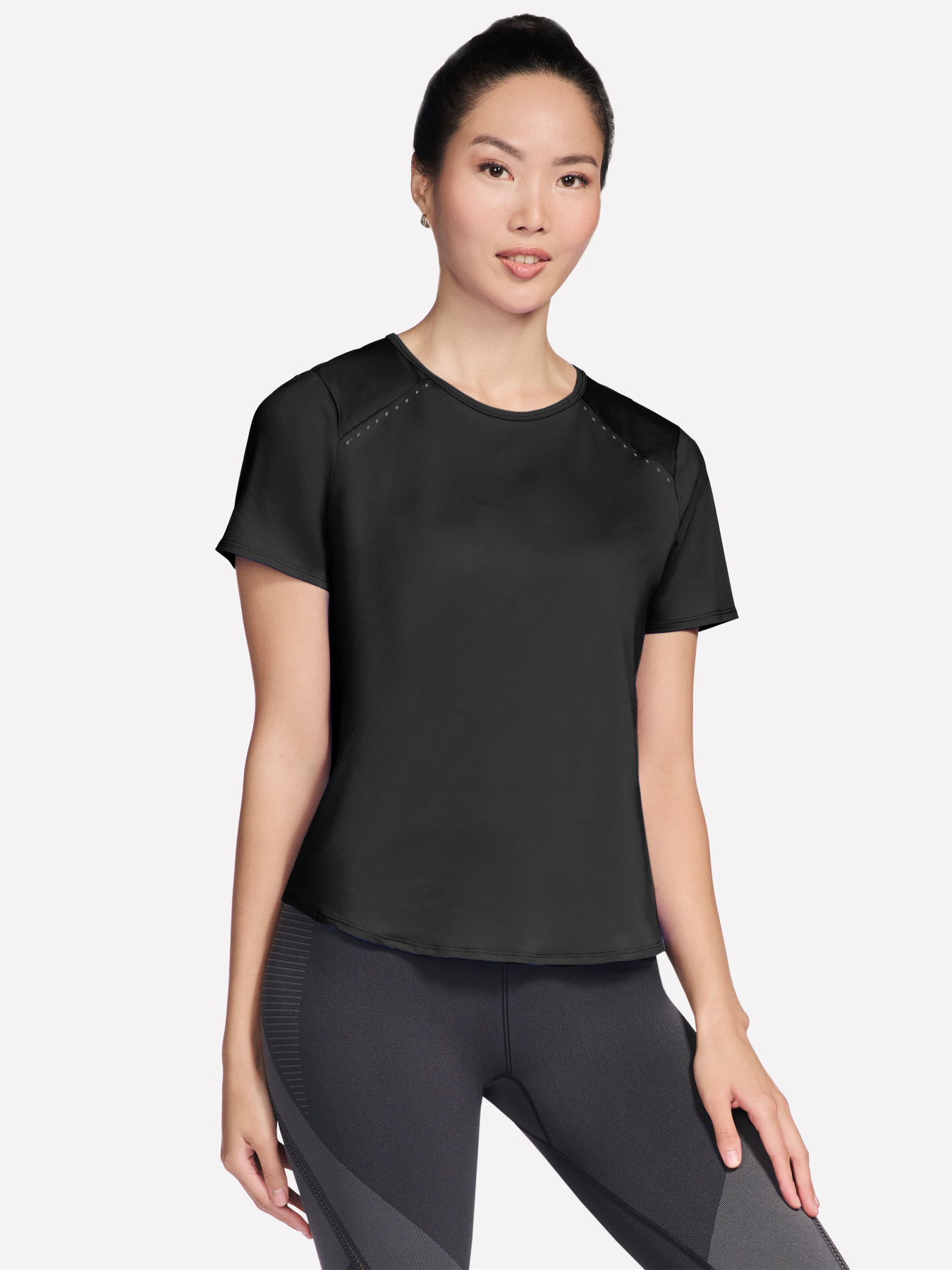 Футболки и поло Skechers STRIDE PERFORMANCE TEE модель TP162 BLK Футболки и поло Skechers STRIDE PERFORMANCE TEE модель TP162 BLK Фото