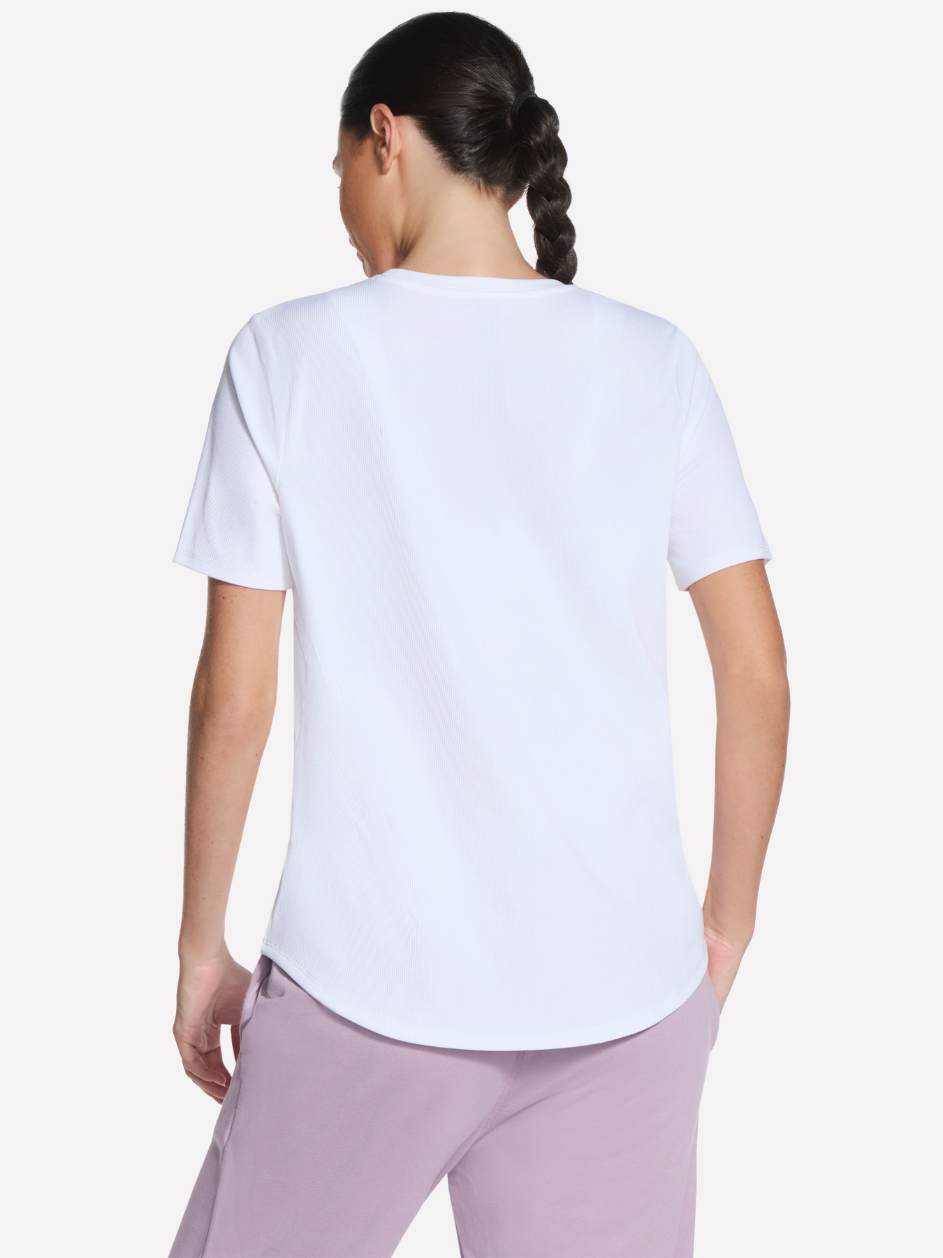 Футболки и поло Skechers GOWALK LUXE RIB TEE модель TP163 WHT Футболки и поло Skechers GOWALK LUXE RIB TEE модель TP163 WHT Фото