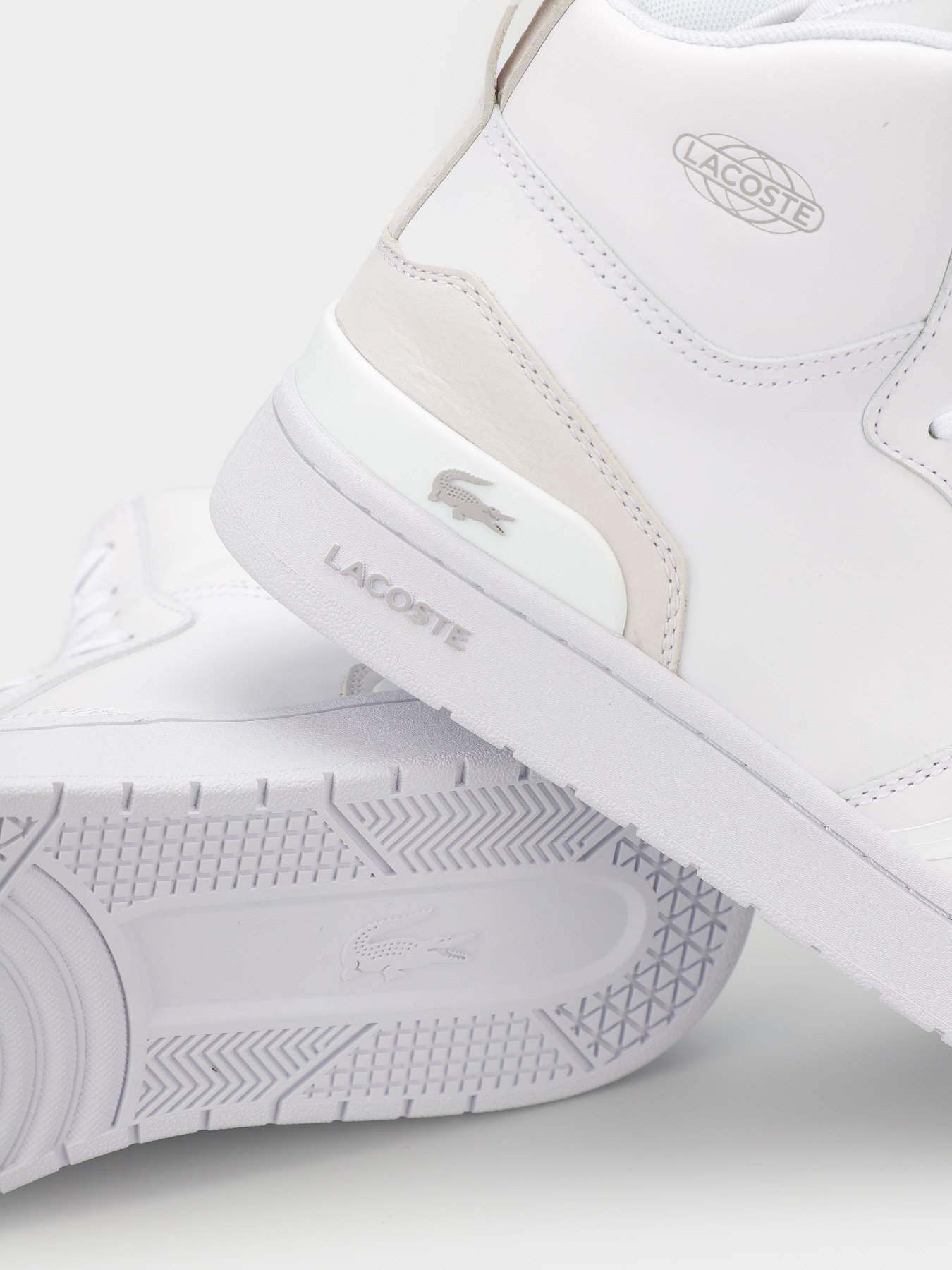 Кеди Lacoste L001 модель 746SMA003221G Кеди Lacoste L001 модель 746SMA003221G Фото