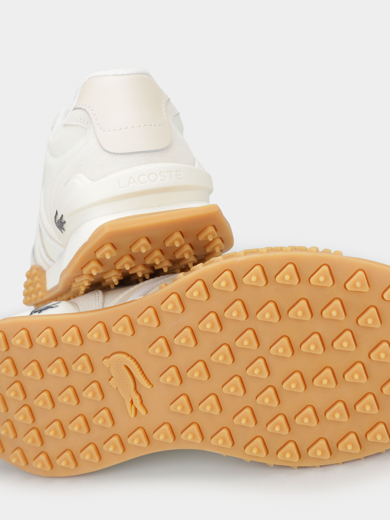 Кросівки Lacoste L-SPIN модель 747SFA0102WN8 Фото