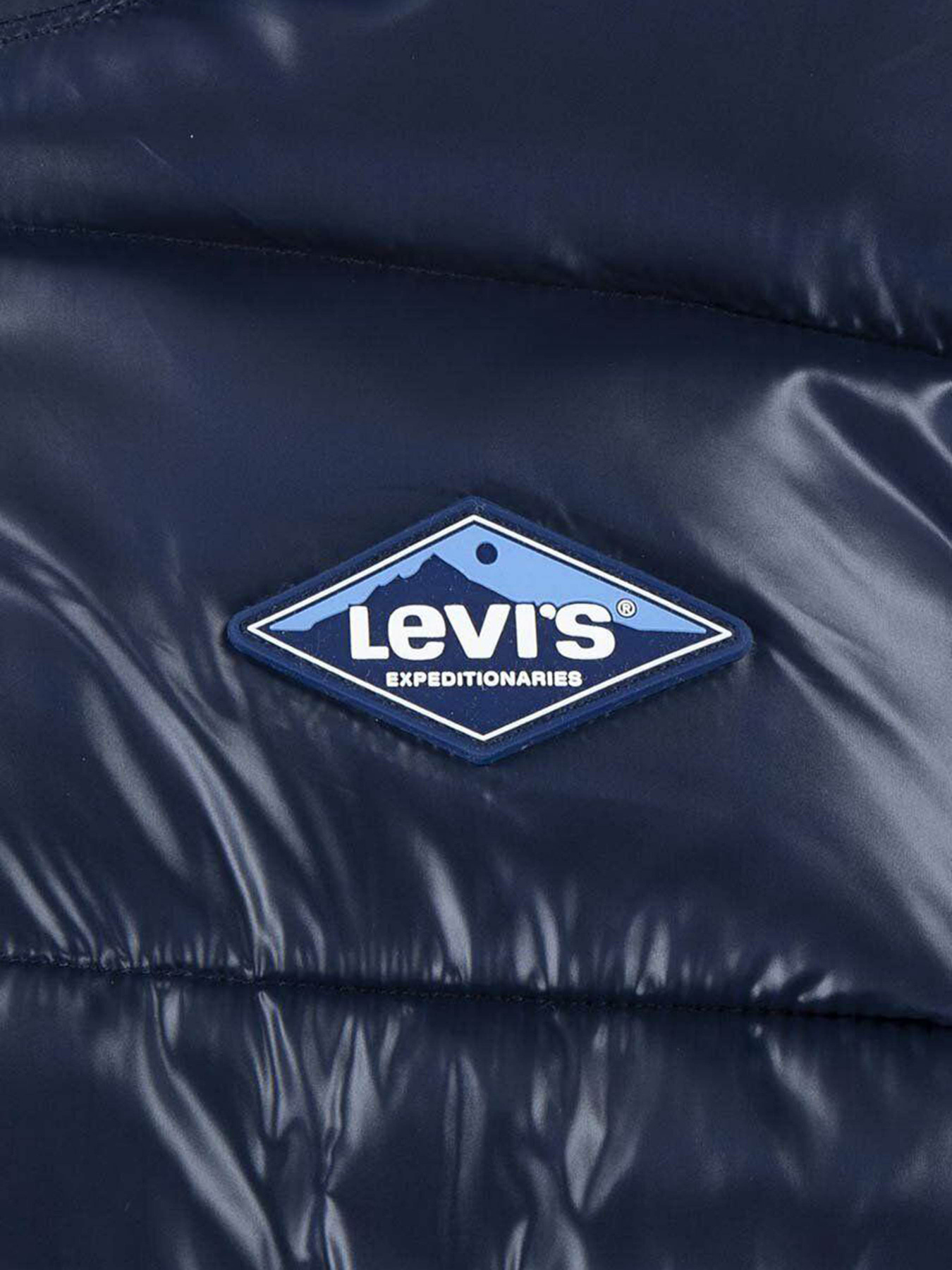 Куртки та дублянки Levi's Straight High-neck Down модель 9EF434-C8D Куртки та дублянки Levi's Straight High-neck Down модель 9EF434-C8D Фото