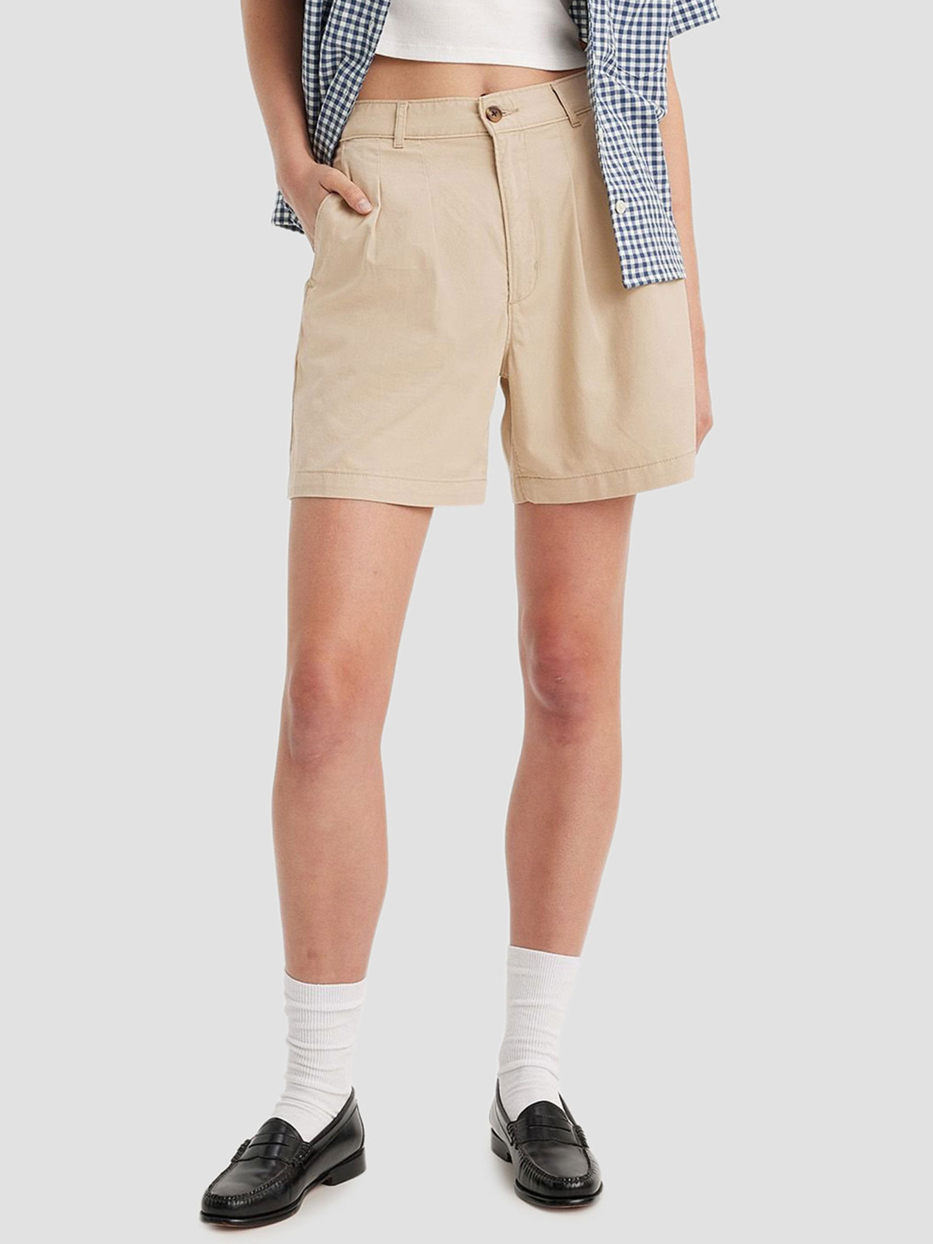 Шорты Levi's Pleated Trouser Safari модель A7538;0002 Шорты Levi's Pleated Trouser Safari модель A7538;0002 Фото