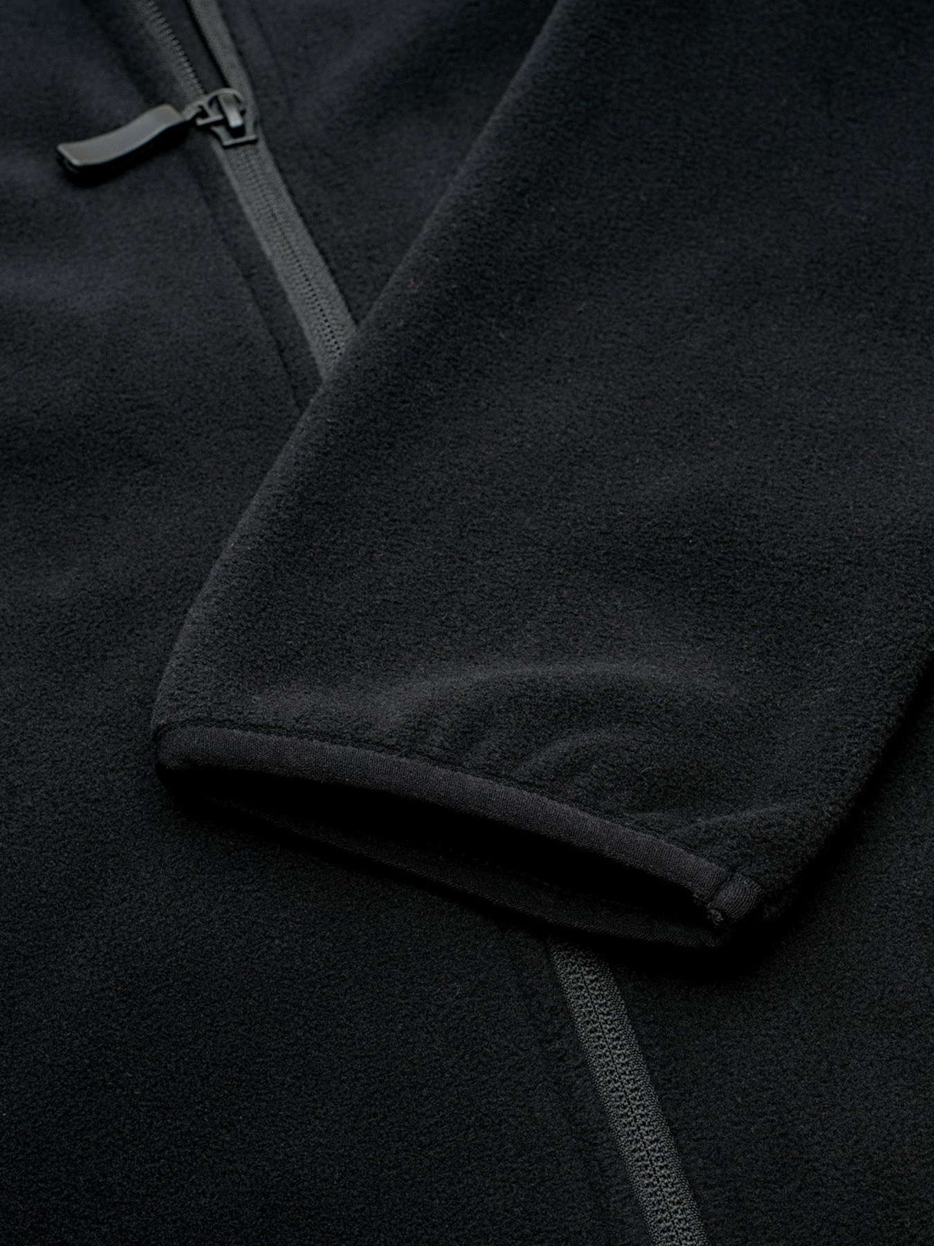 Худи и свитшоты Magnum модель MAGNUM ESSENTIAL FLEECE-BLACK Худи и свитшоты Magnum модель MAGNUM ESSENTIAL FLEECE-BLACK Фото