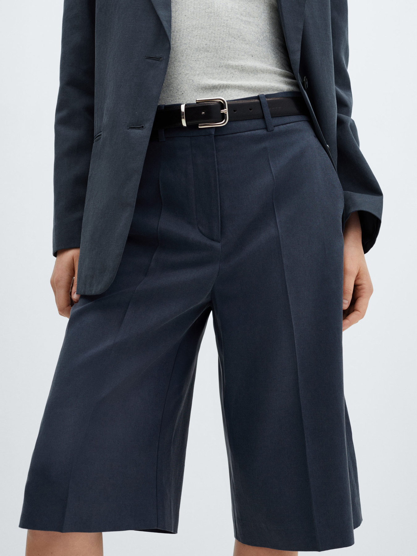 Шорти MANGO BILBAO модель 67066741_59 Шорти MANGO BILBAO модель 67066741_59 Фото