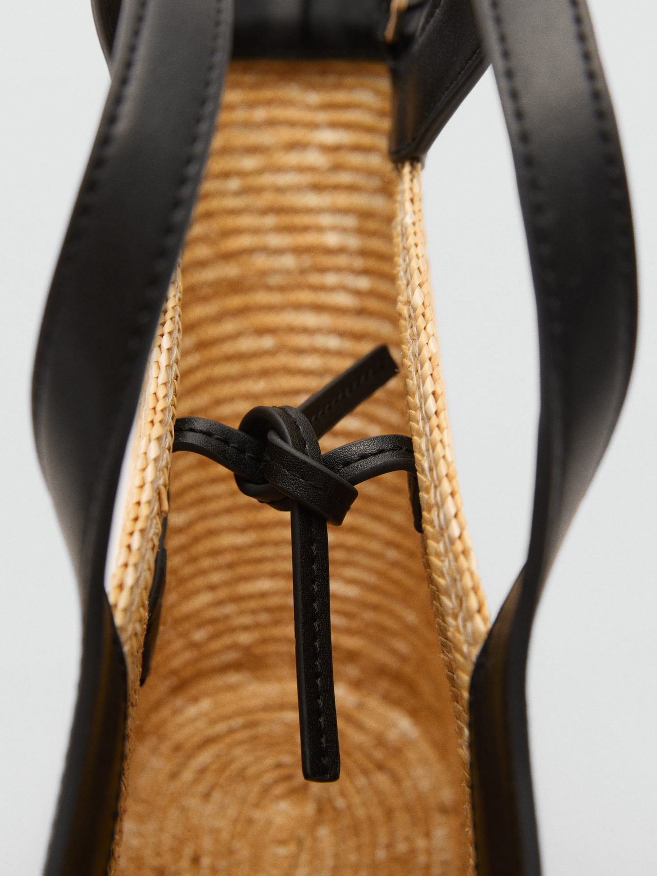 Сумки MANGO модель 77020341_99 Сумки MANGO модель 77020341_99 Фото