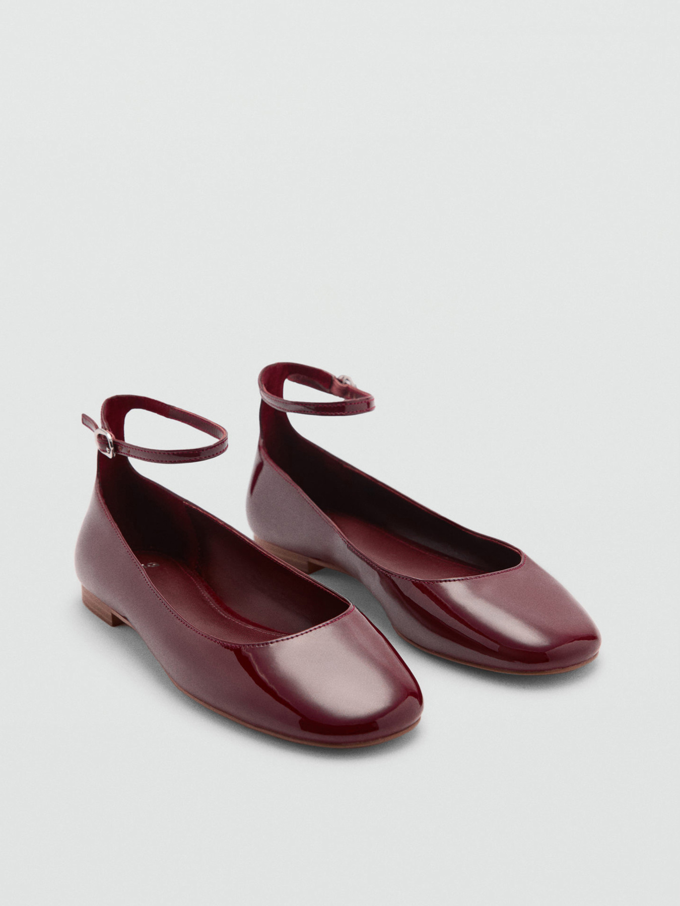 Туфлі та лофери MANGO модель 77084026_78 Туфлі та лофери MANGO модель 77084026_78 Фото