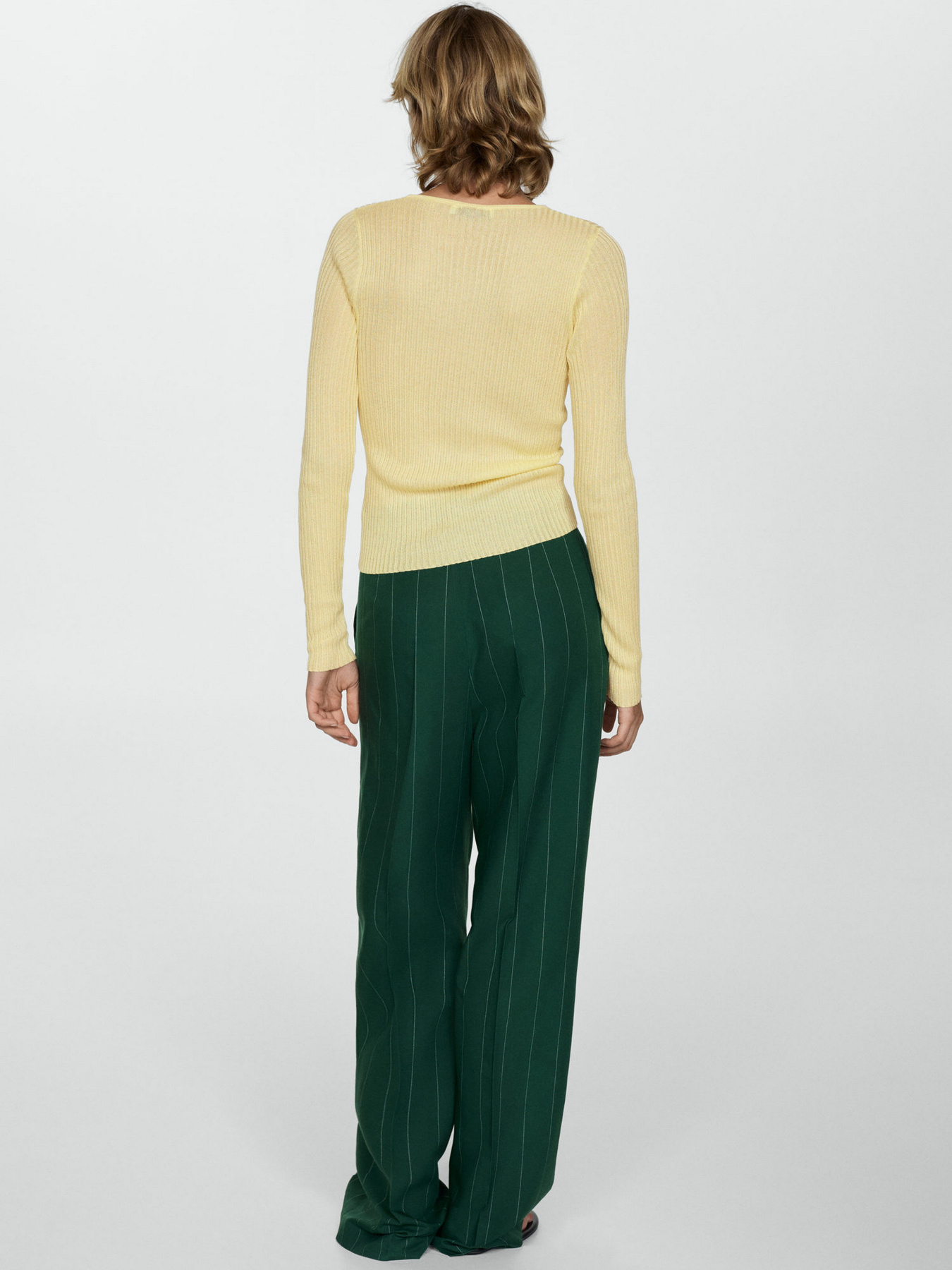 Светри та кардигани MANGO модель 77054033_11 Светри та кардигани MANGO модель 77054033_11 Фото