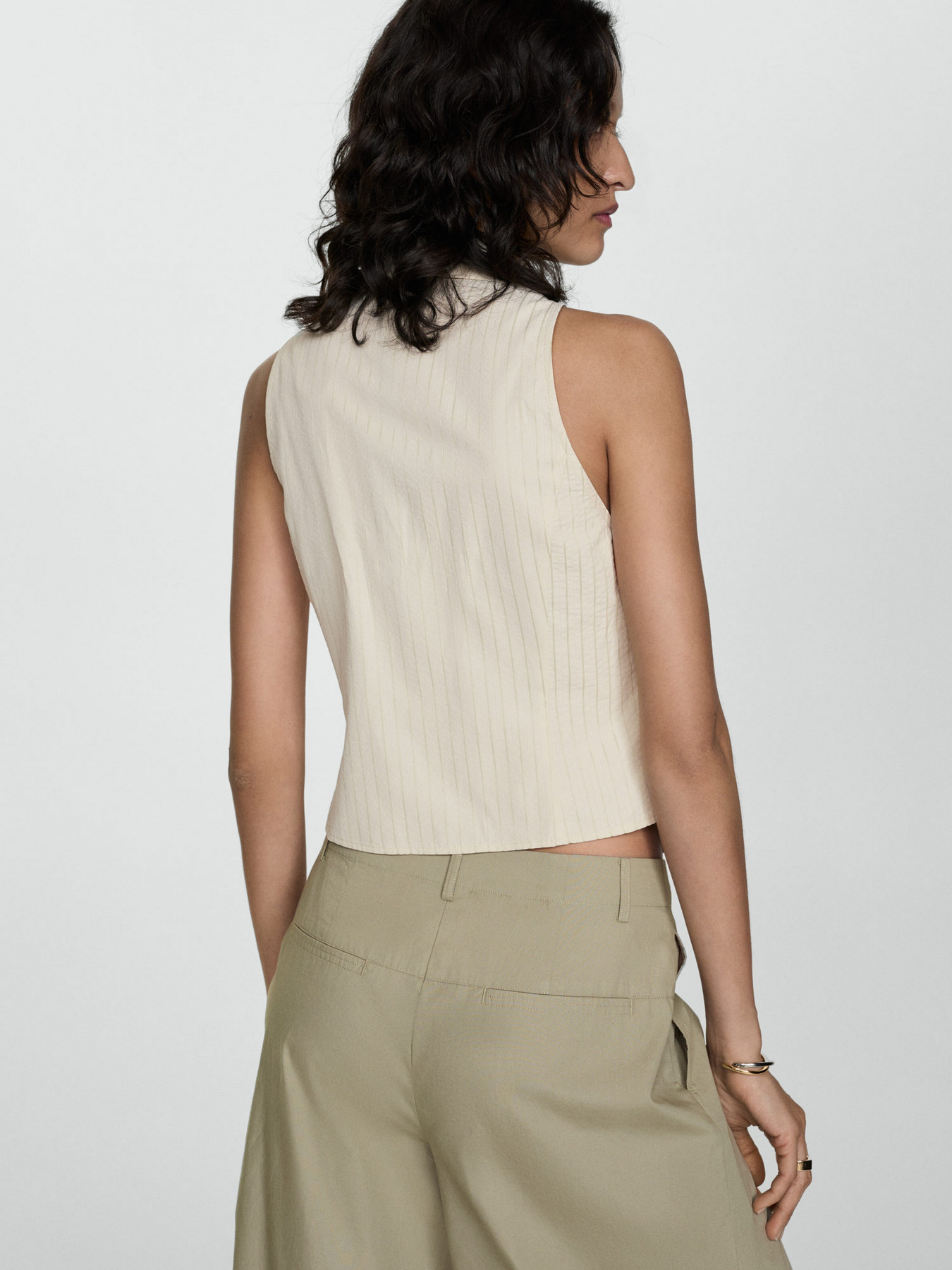 Светри та кардигани MANGO модель 77073267_5 Светри та кардигани MANGO модель 77073267_5 Фото