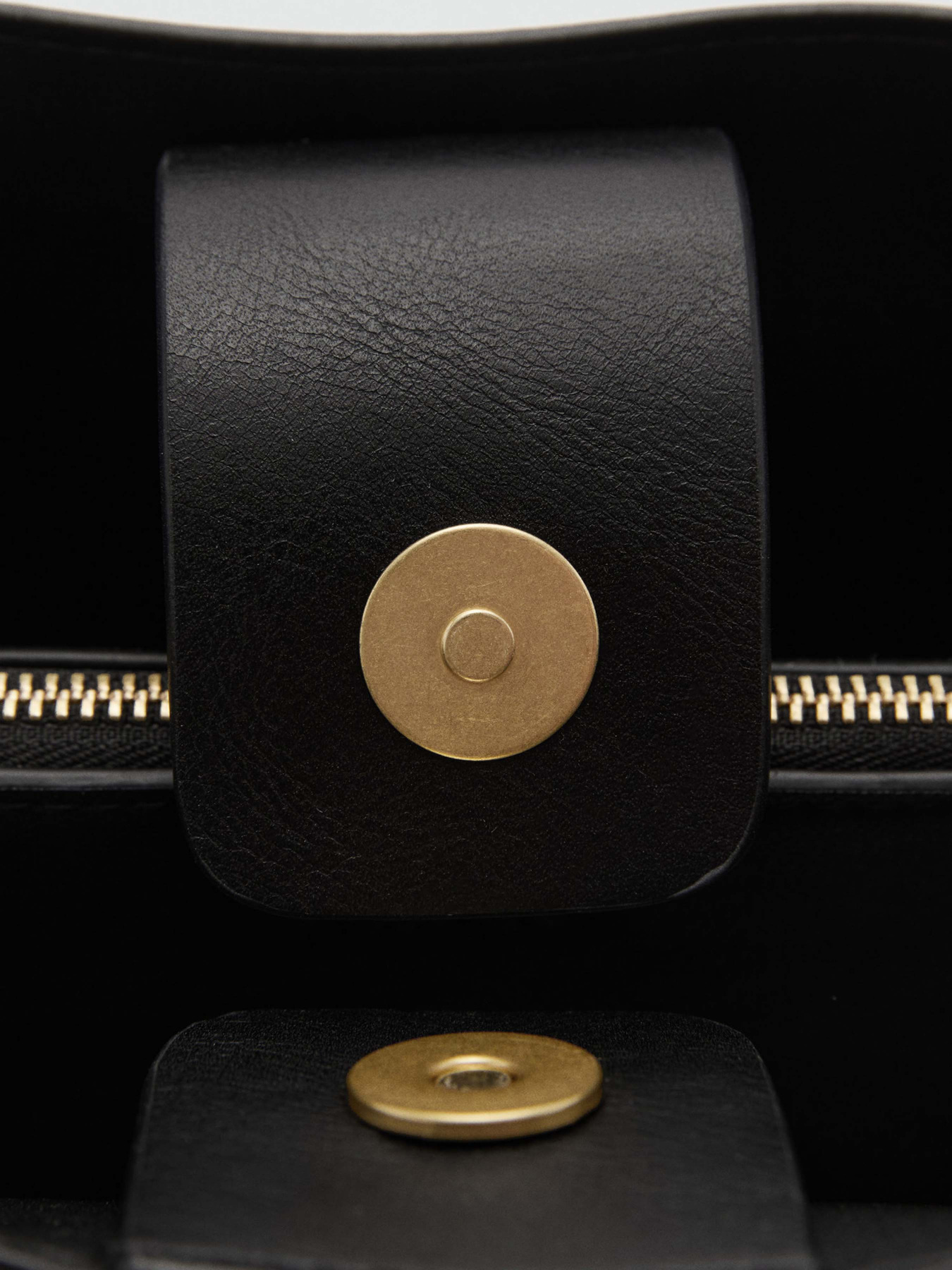 Сумки MANGO модель 77026354_99 Сумки MANGO модель 77026354_99 Фото