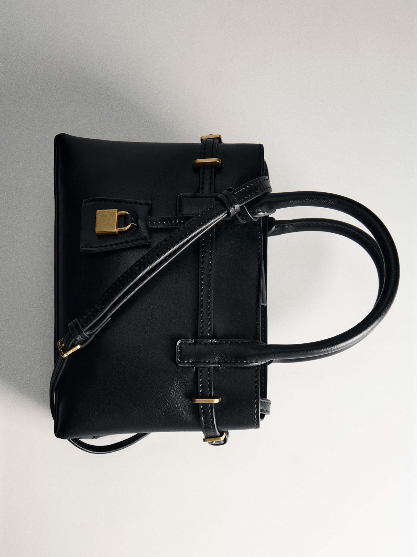 Сумки MANGO модель 77026354_99 Сумки MANGO модель 77026354_99 Фото